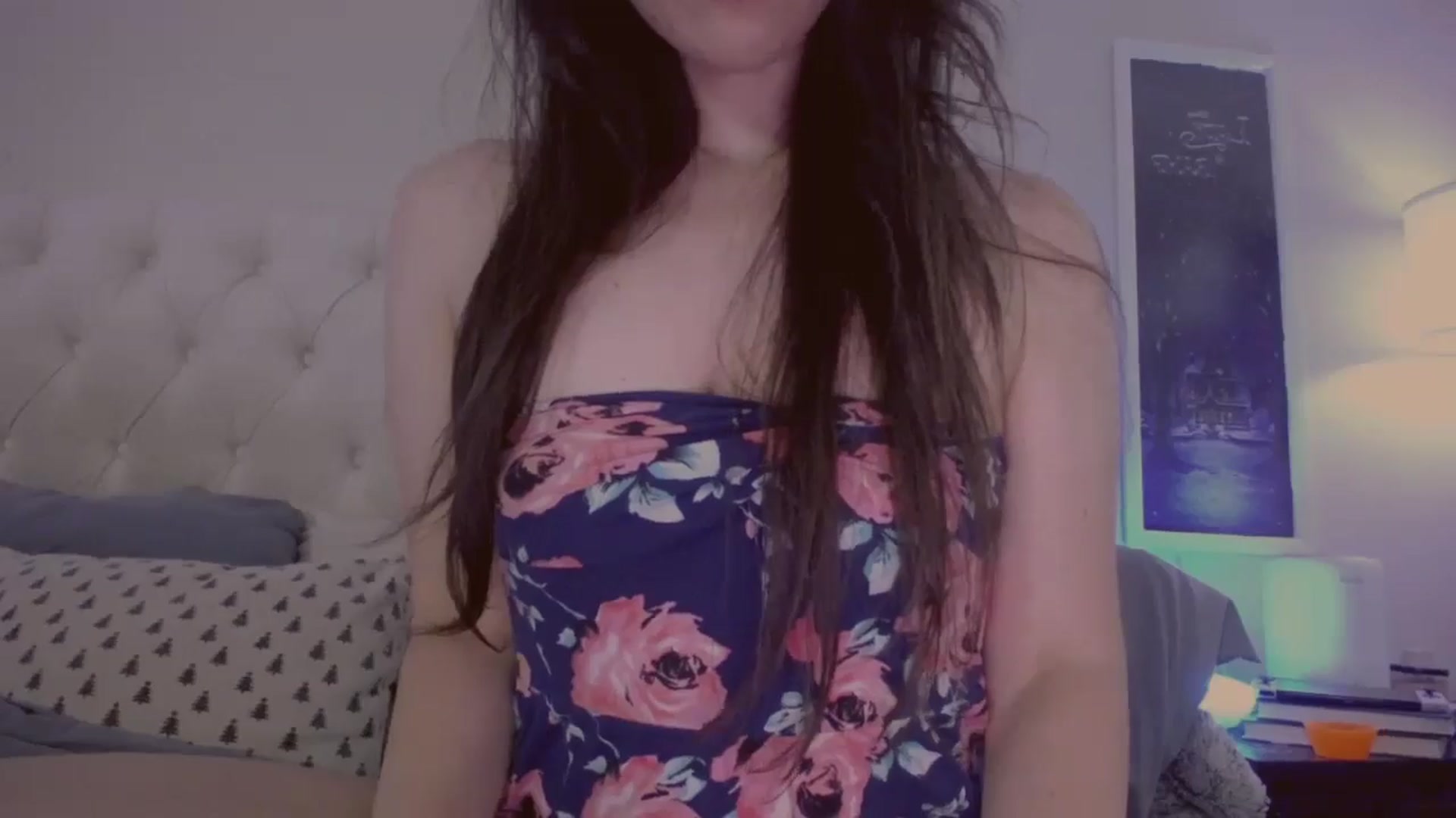 Gallery image thumbnail from Isabelle's myfreecams stream on, 06/05/2024, 05:30 image 16 of 20
