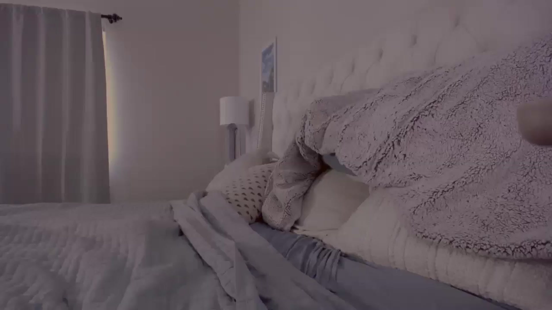Gallery image thumbnail from Isabelle's myfreecams stream on, 08/01/2024, 17:26 image 20 of 20