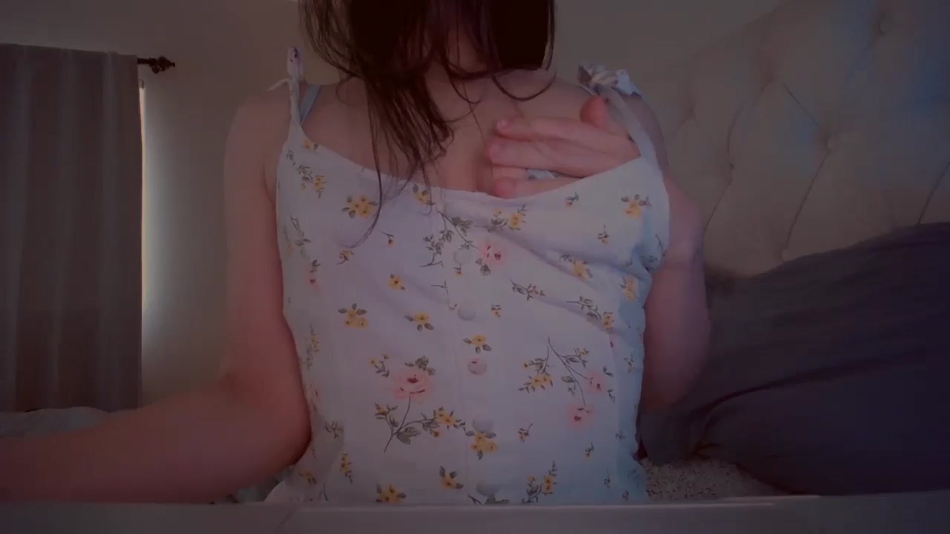 Gallery image thumbnail from Isabelle's myfreecams stream on, 08/31/2024, 17:55 image 13 of 20