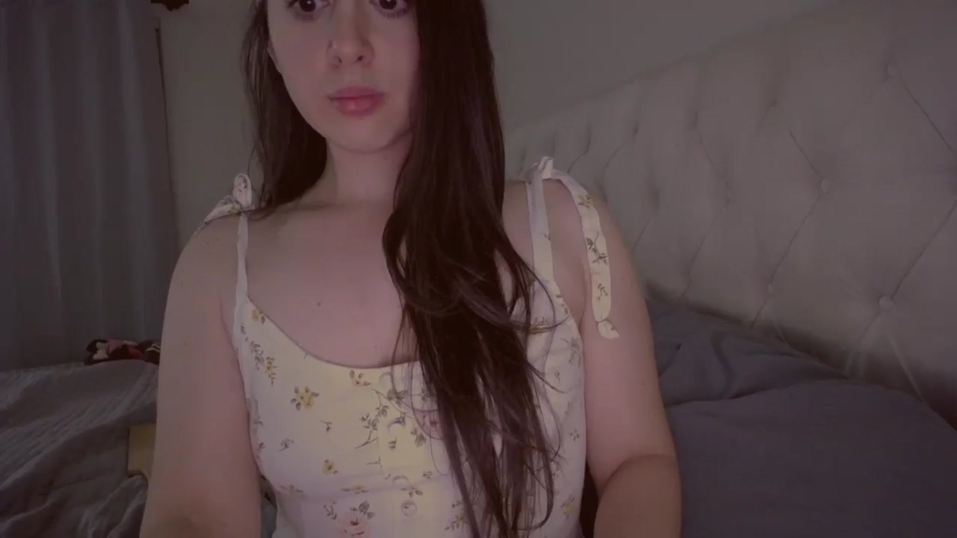 Gallery image thumbnail from Isabelle's myfreecams stream on, 11/18/2024, 07:14 image 8 of 20