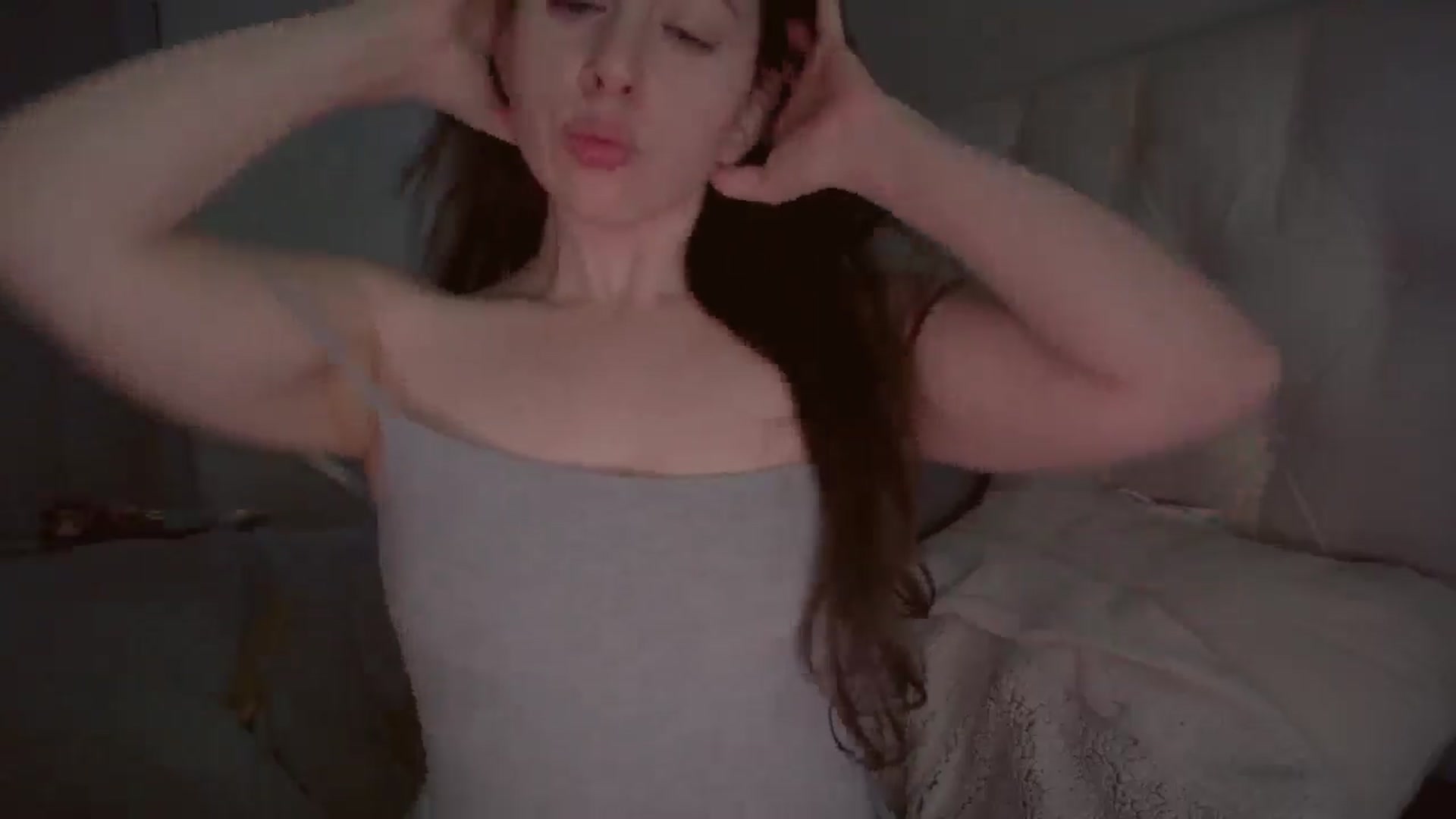 Gallery image thumbnail from Isabelle's myfreecams stream on, 12/05/2024, 07:26 image 10 of 20