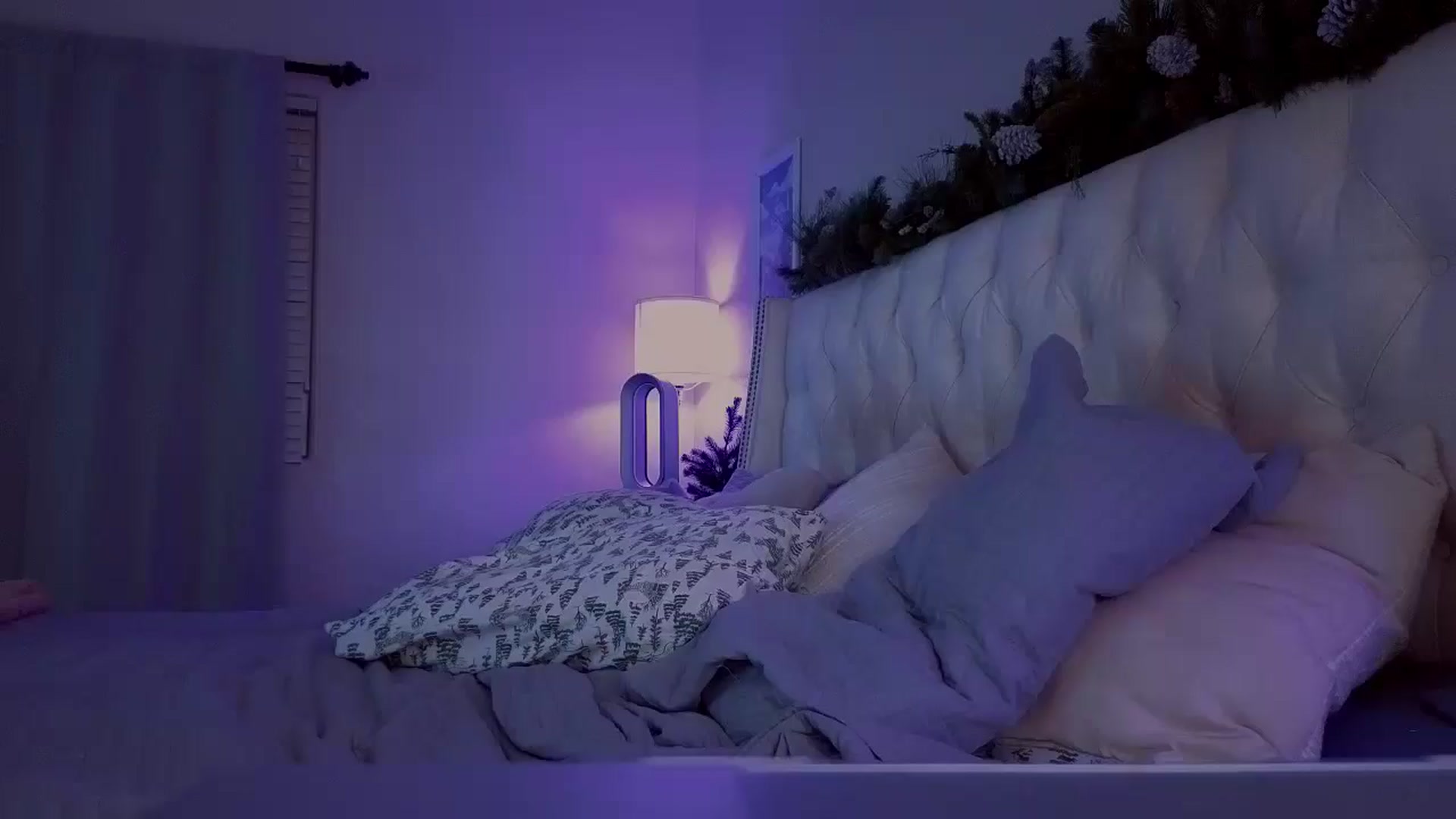 Gallery image thumbnail from Isabelle's myfreecams stream on, 01/08/2025, 09:20 image 3 of 20
