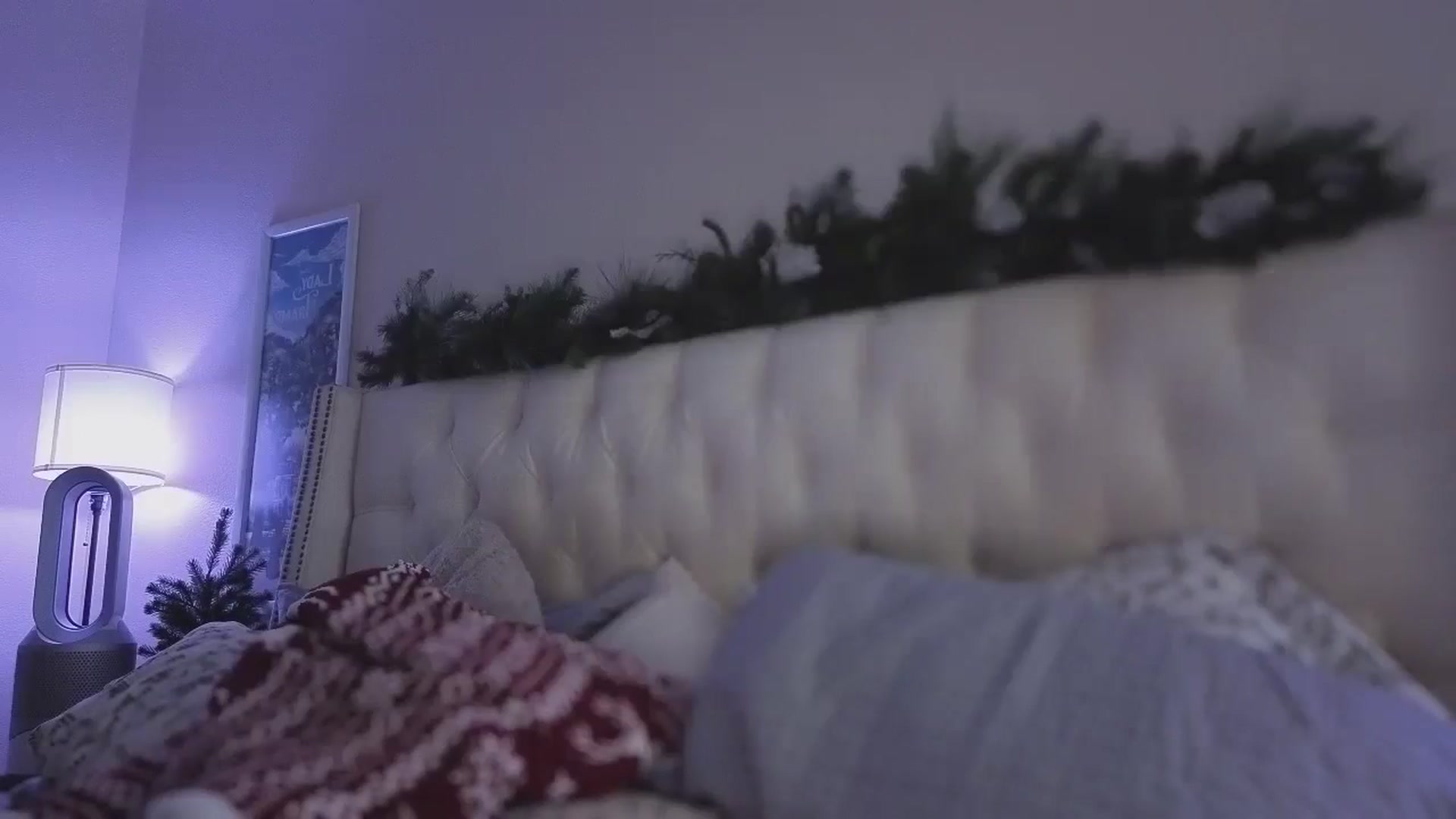 Gallery image thumbnail from Isabelle's myfreecams stream on, 01/15/2025, 07:17 image 4 of 20