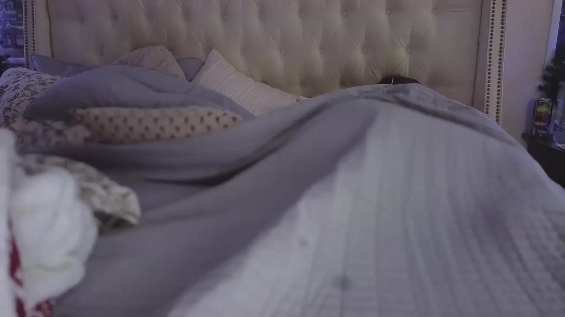 Gallery image thumbnail from Isabelle's myfreecams stream on, 01/15/2025, 16:49 image 1 of 20
