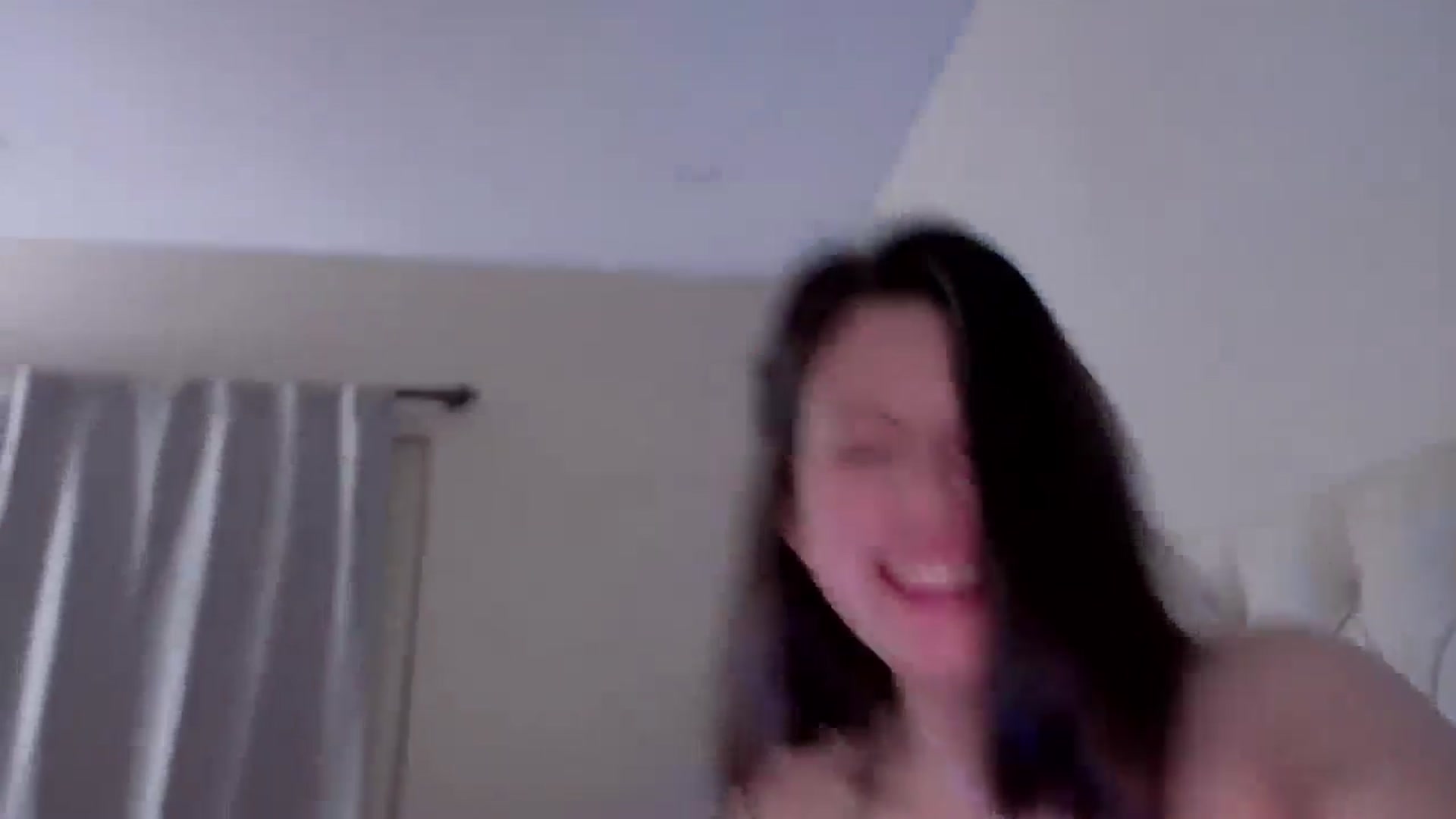 Gallery image thumbnail from Isabelle's myfreecams stream on, 03/14/2025, 08:11 image 9 of 20