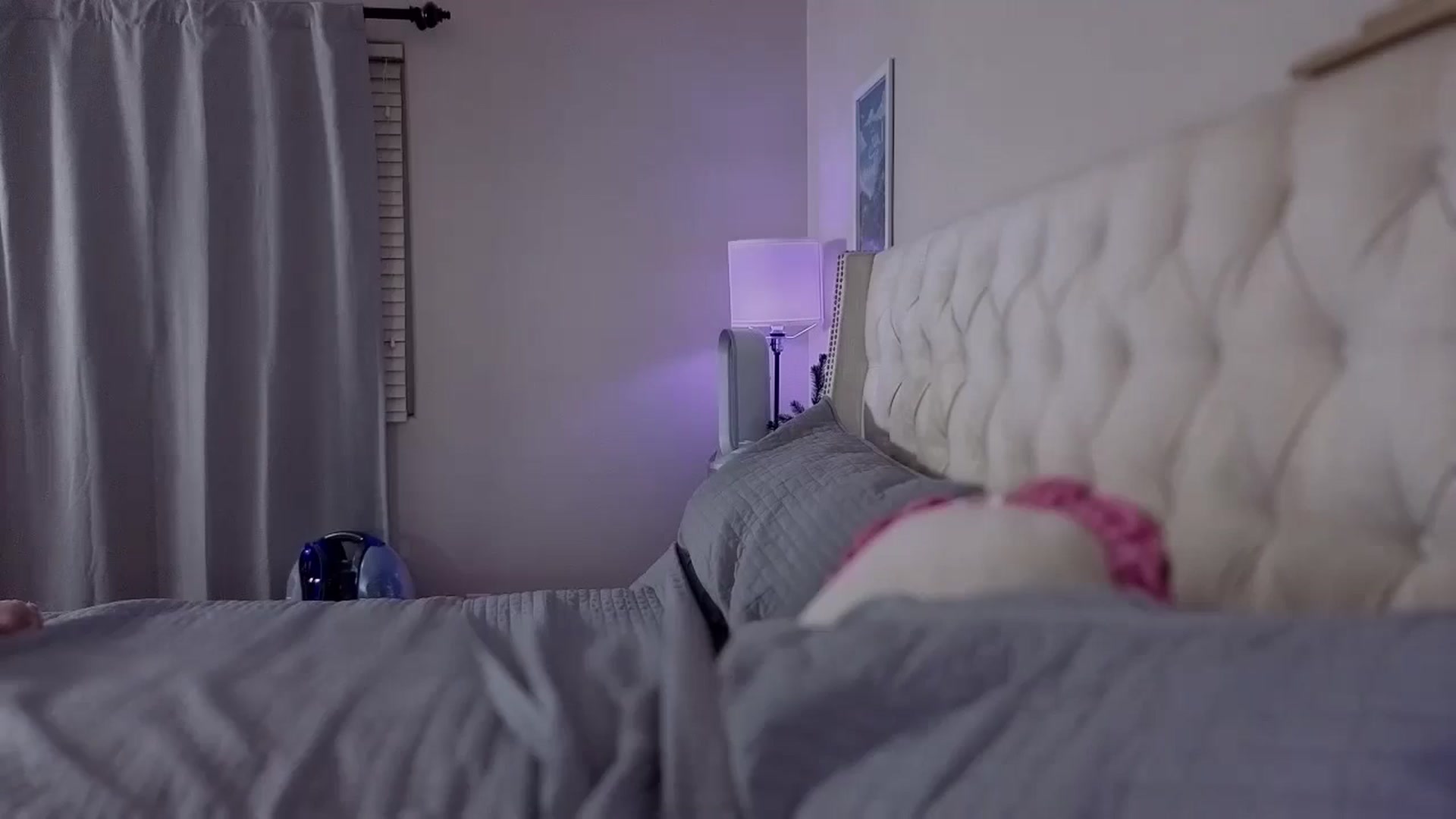 Gallery image thumbnail from Isabelle's myfreecams stream on, 05/08/2025, 05:46 image 5 of 20