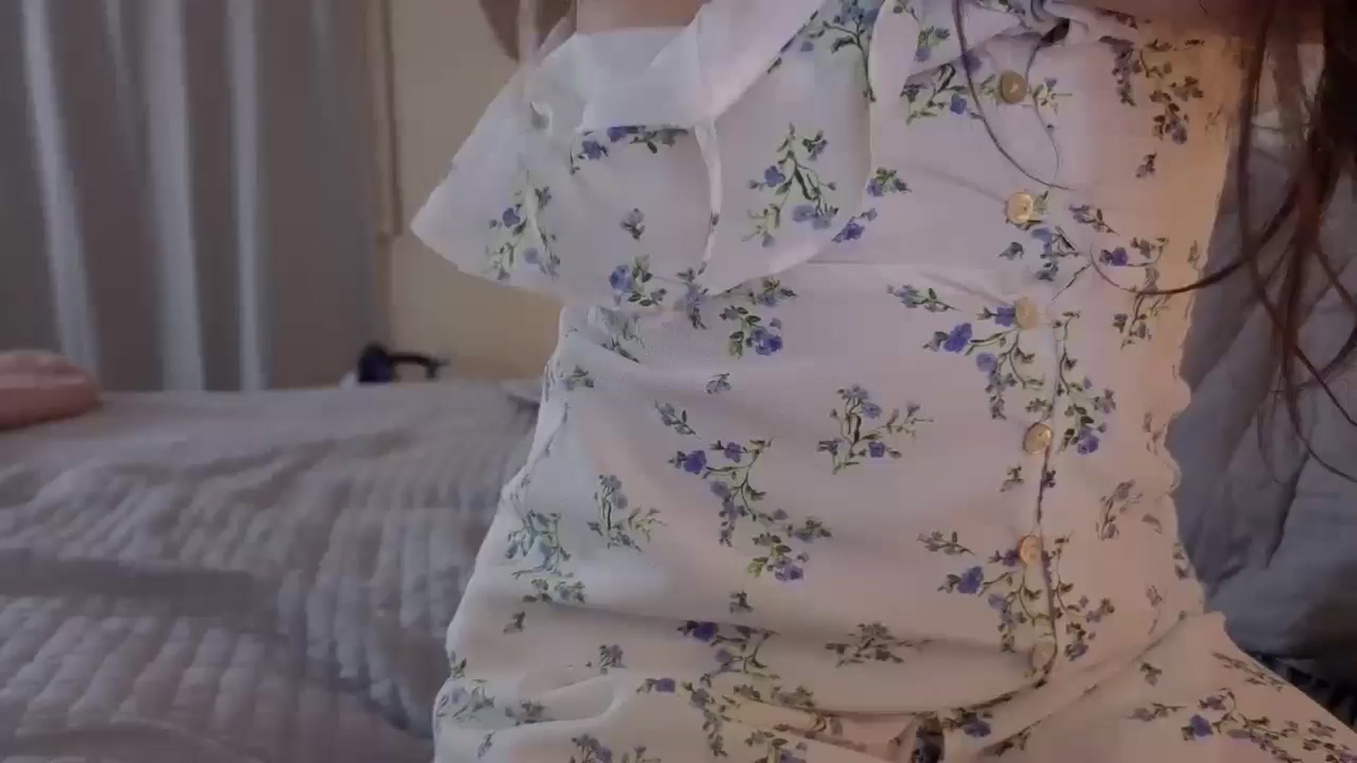 Gallery image thumbnail from Isabelle's myfreecams stream on, 07/14/2025, 05:53 image 1 of 20
