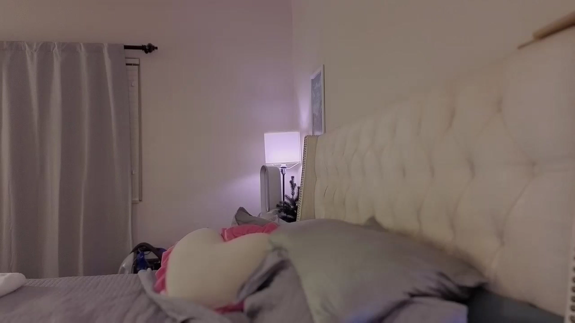 Gallery image thumbnail from Isabelle's myfreecams stream on, 08/17/2025, 08:08 image 8 of 20