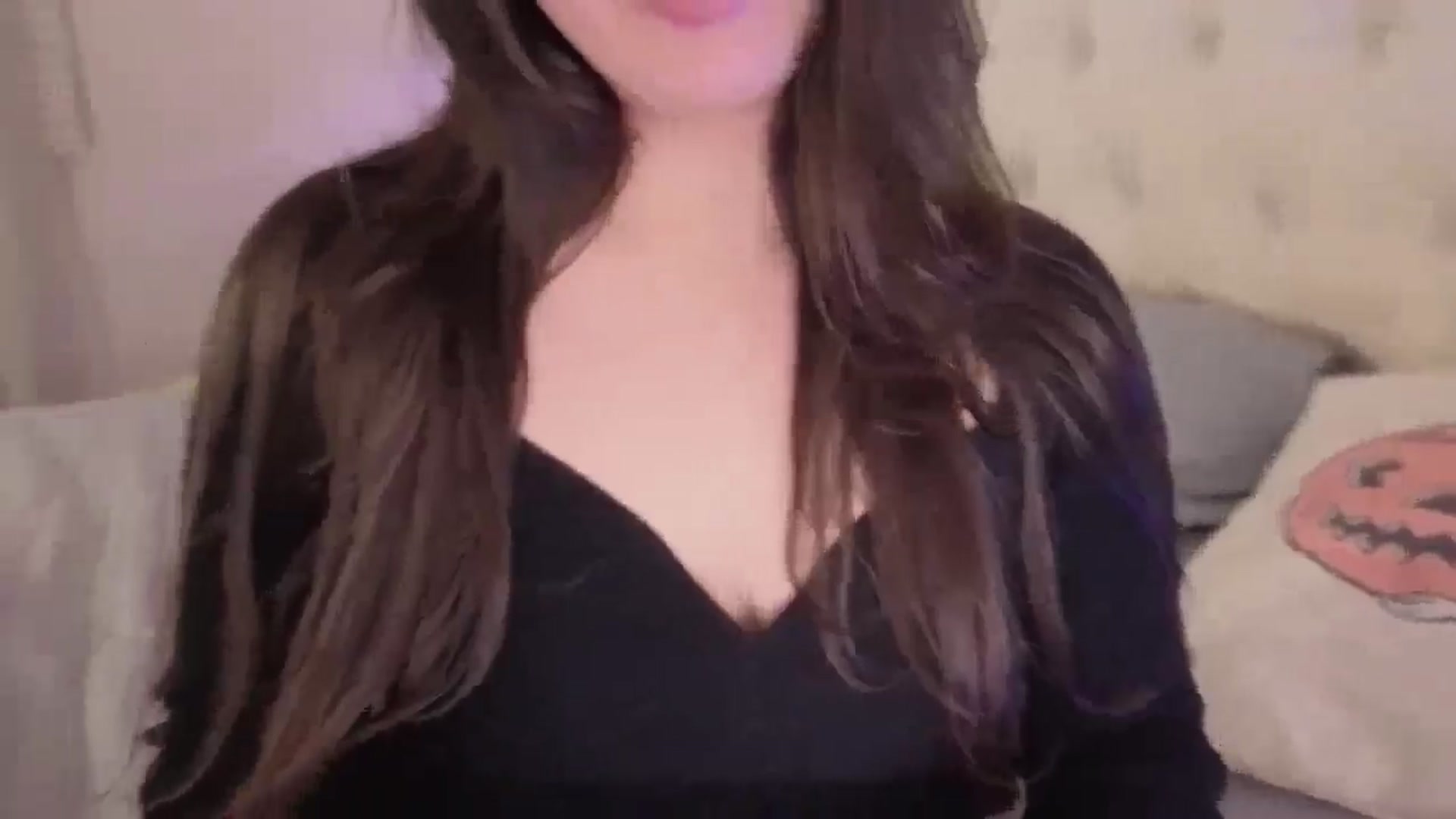 Gallery image thumbnail from Isabelle's myfreecams stream on, 11/20/2025, 09:47 image 7 of 20