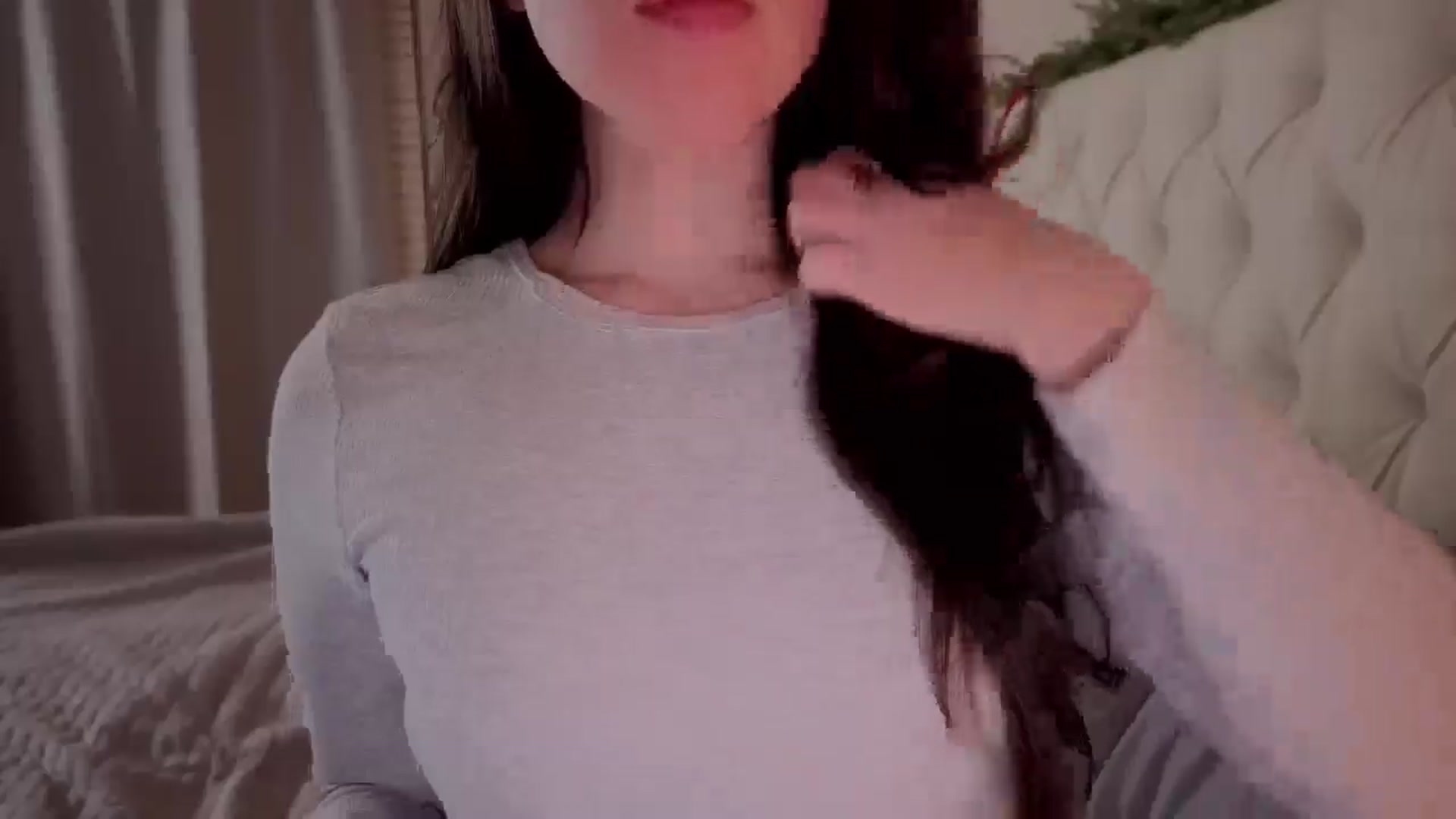 Gallery image thumbnail from Isabelle's myfreecams stream on, 11/30/2025, 10:51 image 4 of 20