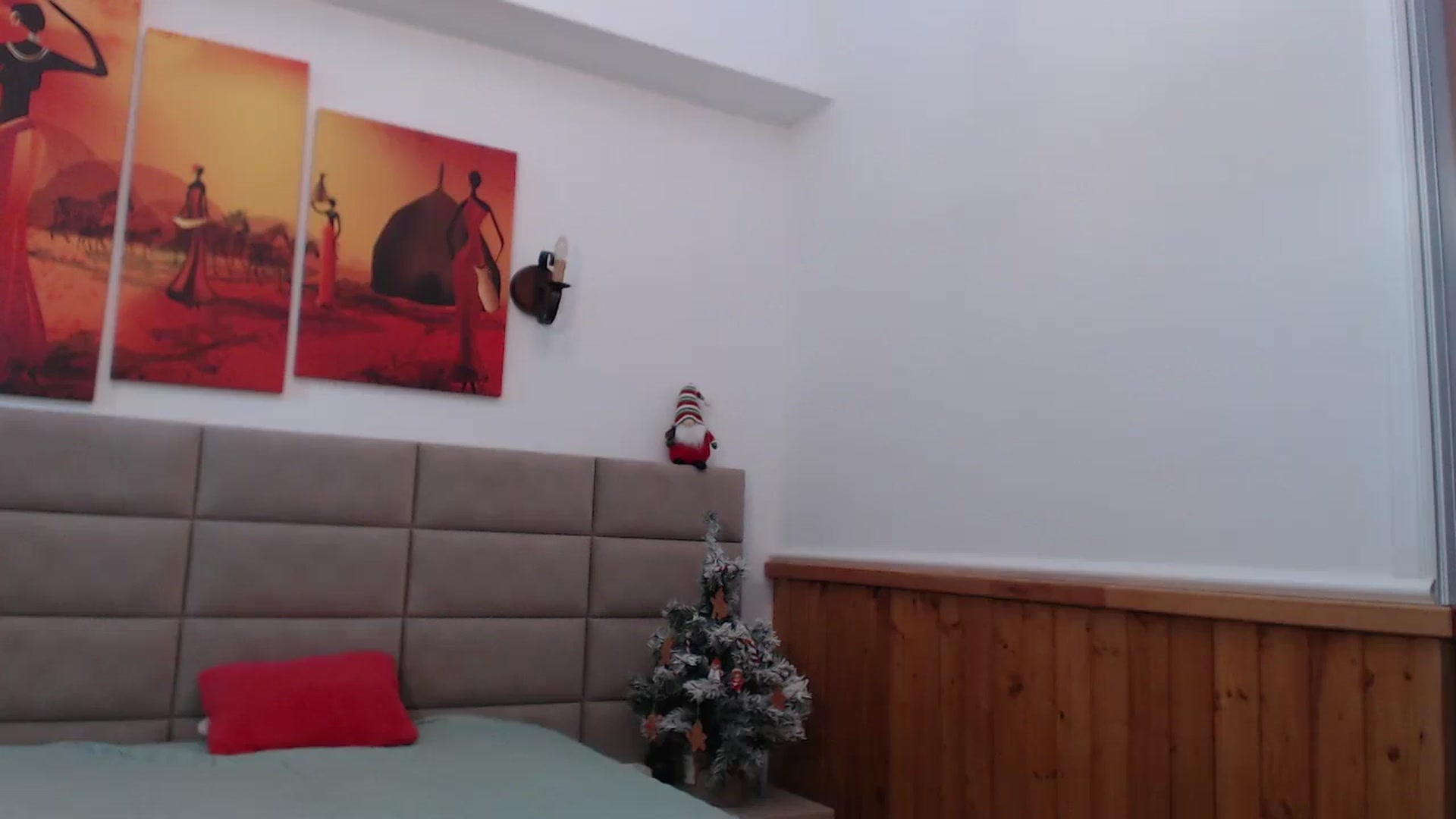 Gallery image thumbnail from IsabelleFIT's myfreecams stream on, 12/12/2024, 07:20 image 10 of 20