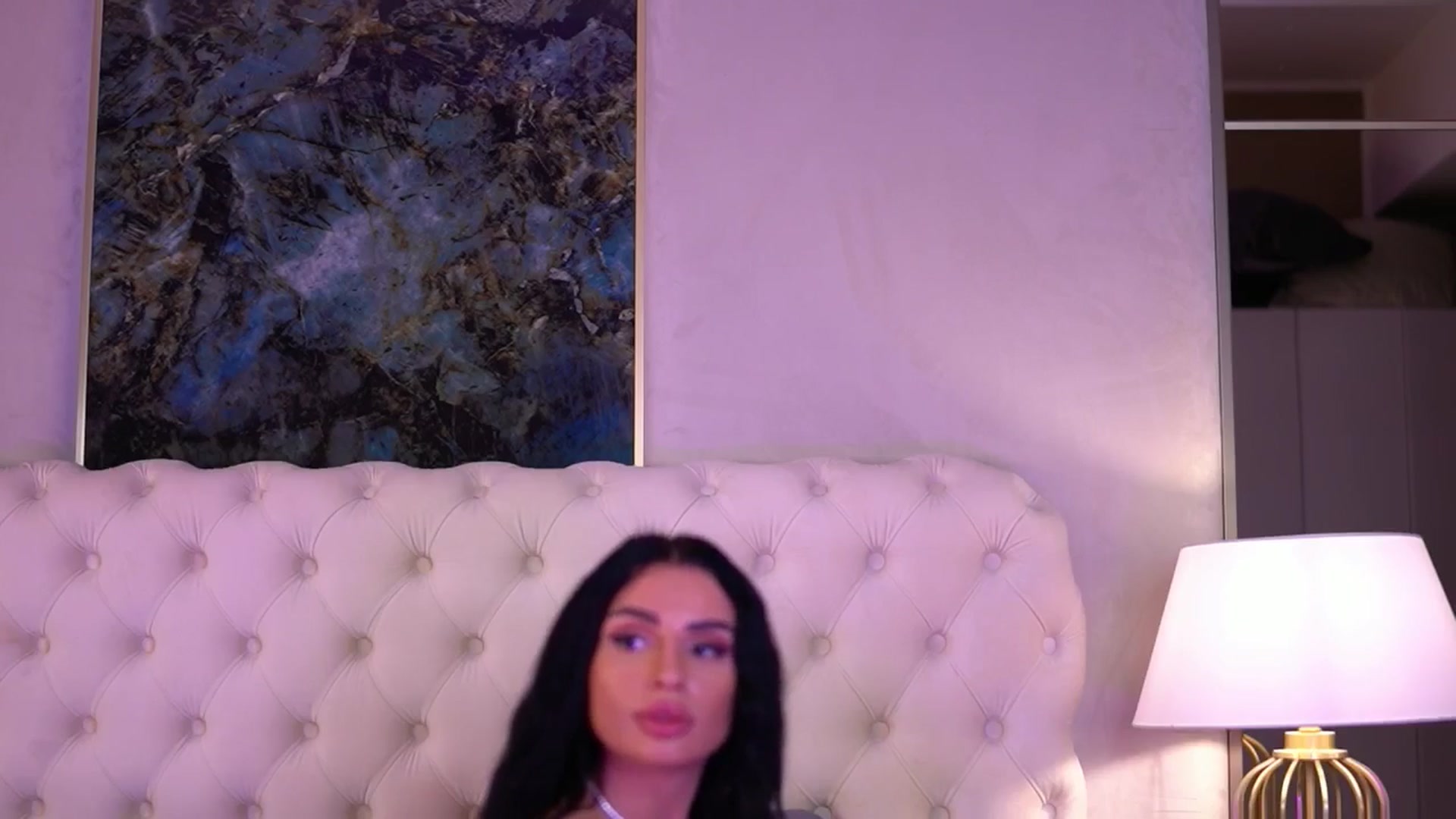 Gallery image thumbnail from IsabelleHunt's myfreecams stream on, 01/24/2025, 11:14 image 10 of 20