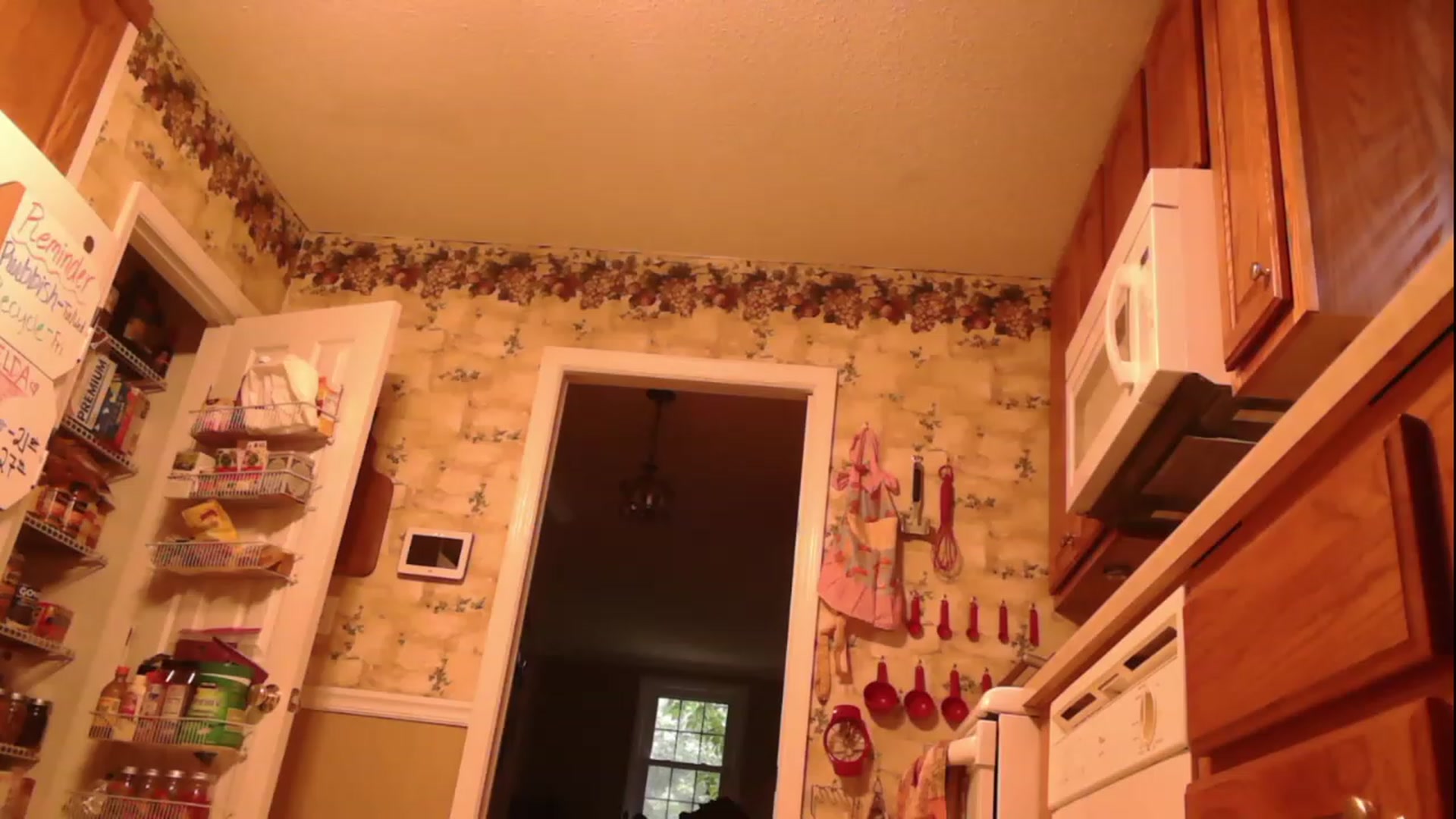 Gallery image thumbnail from IsabelleRaven's myfreecams stream on, 05/29/2023, 24:03 image 18 of 20