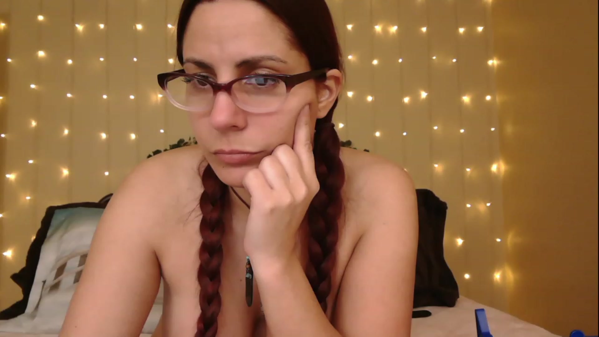Gallery image thumbnail from IsabelleRaven's myfreecams stream on, 06/05/2023, 24:09 image 4 of 20
