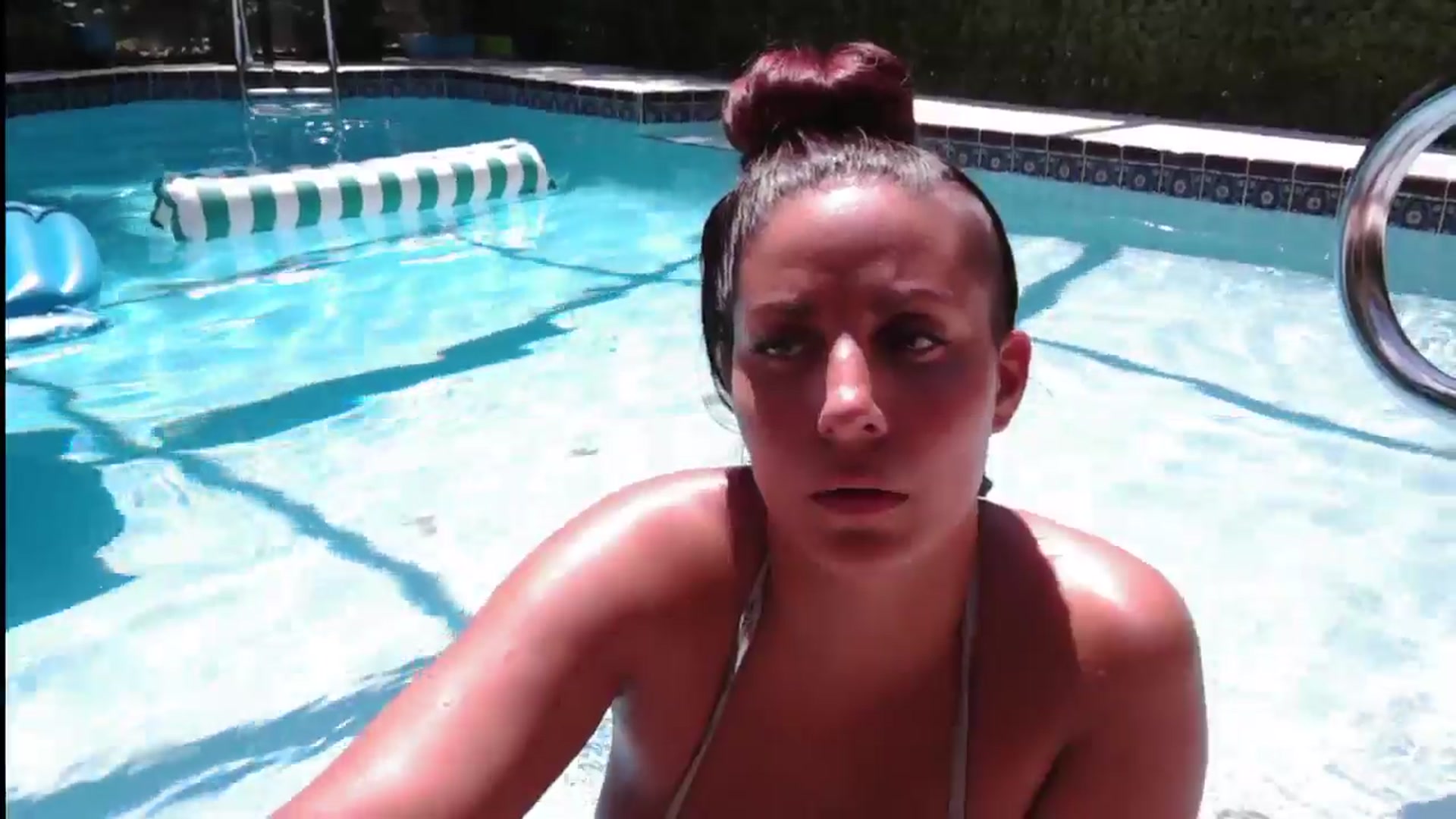 Gallery image thumbnail from IsabelleRaven's myfreecams stream on, 05/23/2024, 19:38 image 4 of 20