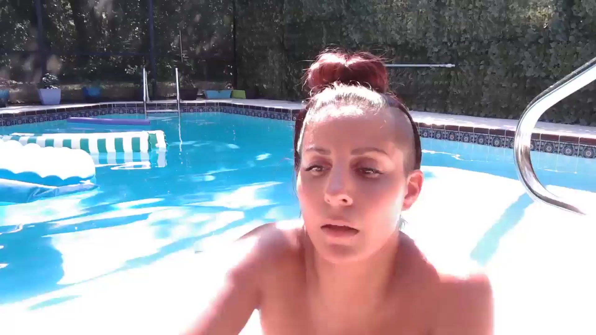 Gallery image thumbnail from IsabelleRaven's myfreecams stream on, 05/23/2024, 23:33 image 5 of 20