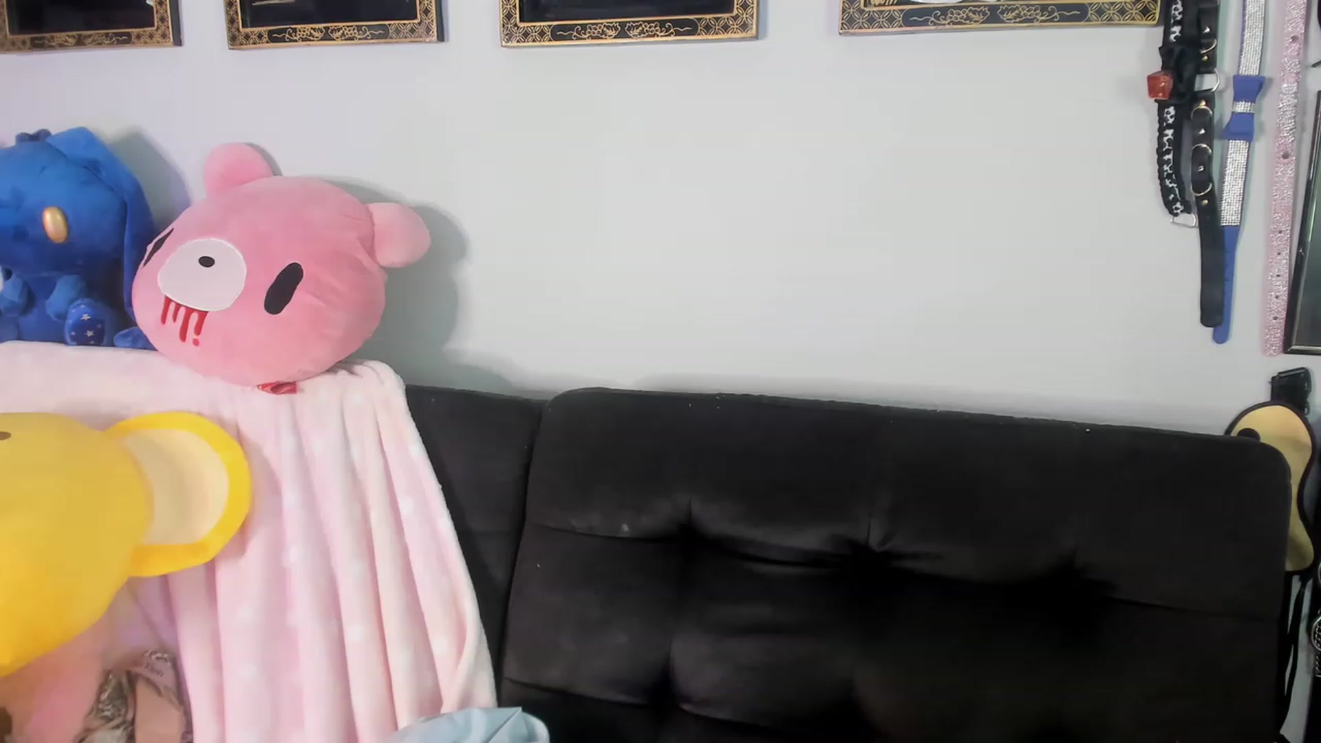 Gallery image thumbnail from Isabelle_Babe's myfreecams stream on, 11/16/2022, 01:41 image 1 of 20