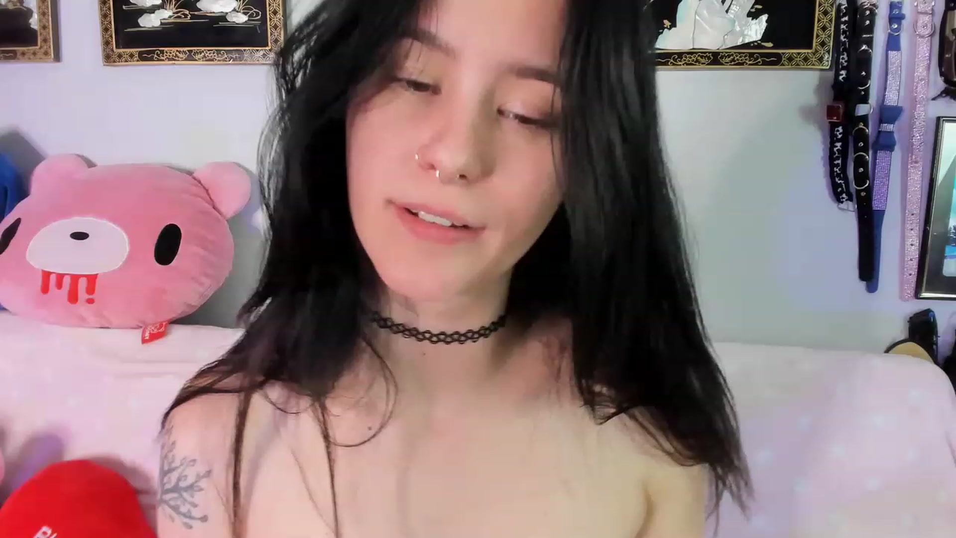 Gallery image thumbnail from Isabelle_Babe's myfreecams stream on, 11/16/2022, 08:06 image 18 of 20