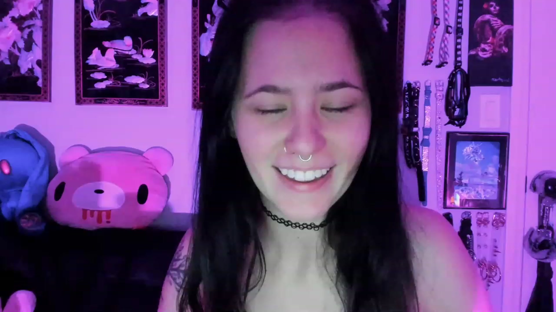 Gallery image thumbnail from Isabelle_Babe's myfreecams stream on, 11/18/2022, 06:50 image 2 of 20