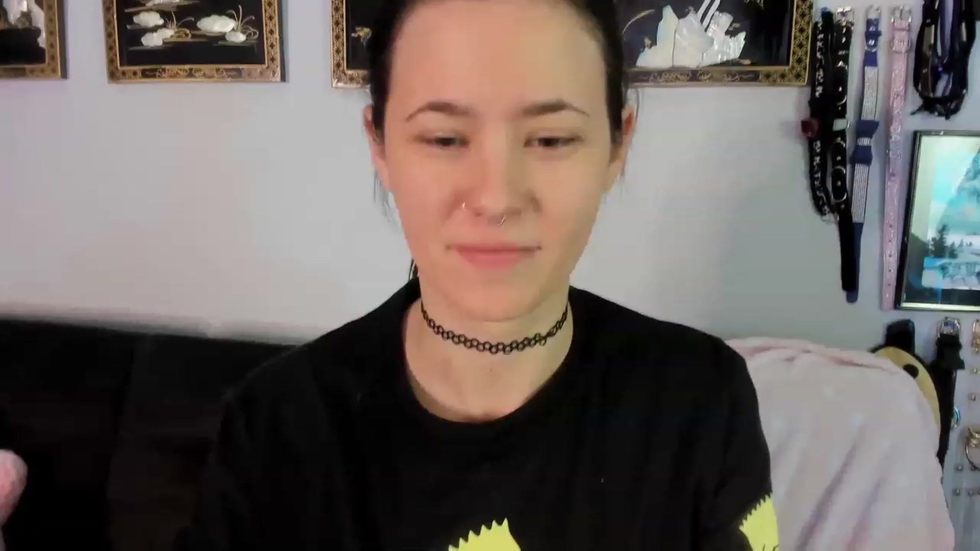 Gallery image thumbnail from Isabelle_Babe's myfreecams stream on, 11/20/2022, 21:00 image 5 of 20