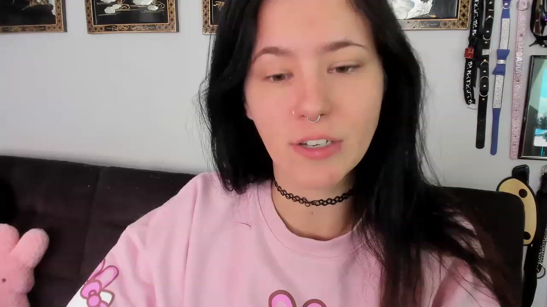 Gallery image thumbnail from Isabelle_Babe's myfreecams stream on, 11/21/2022, 21:01 image 19 of 20