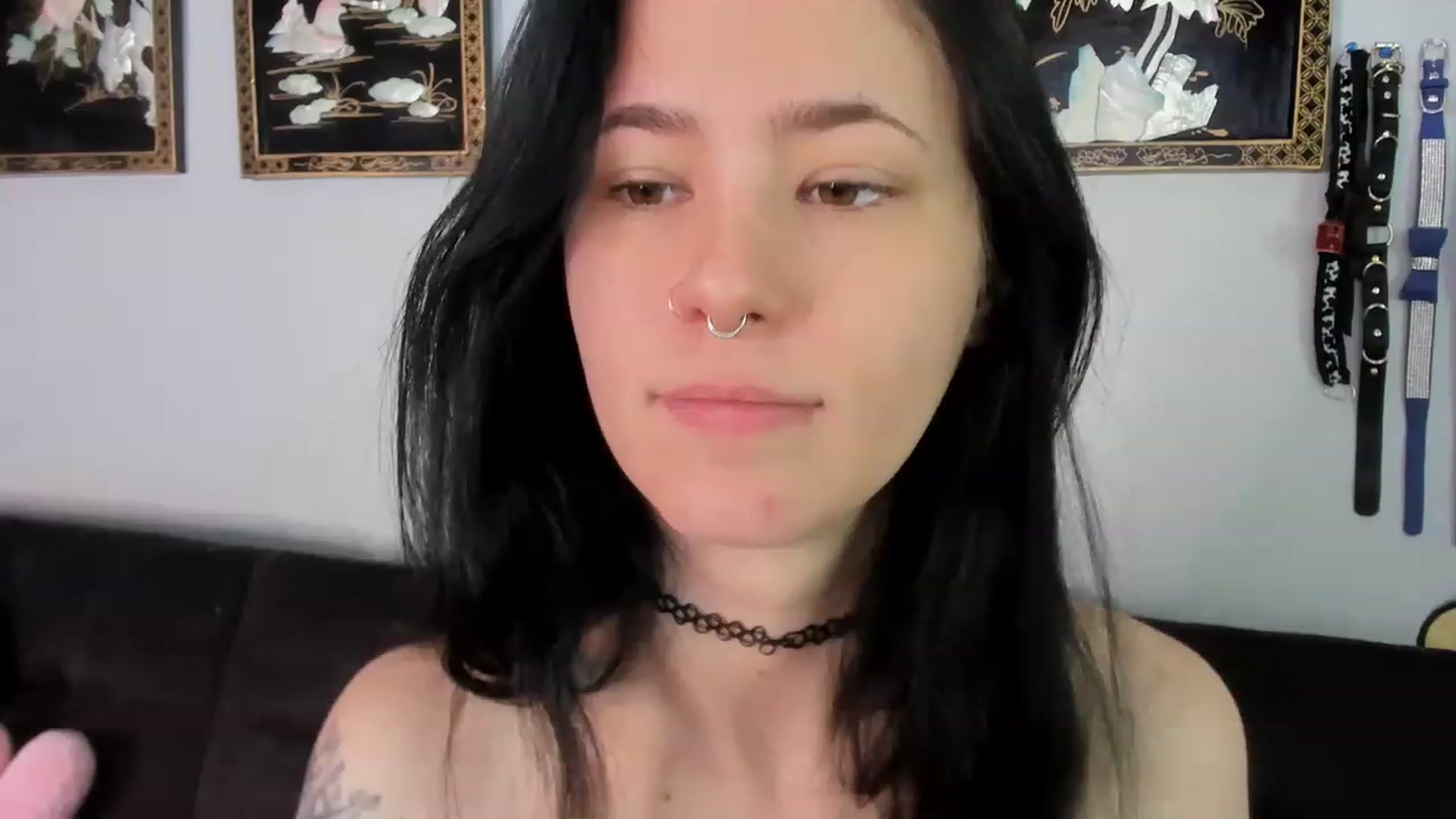 Gallery image thumbnail from Isabelle_Babe's myfreecams stream on, 11/21/2022, 21:01 image 10 of 20