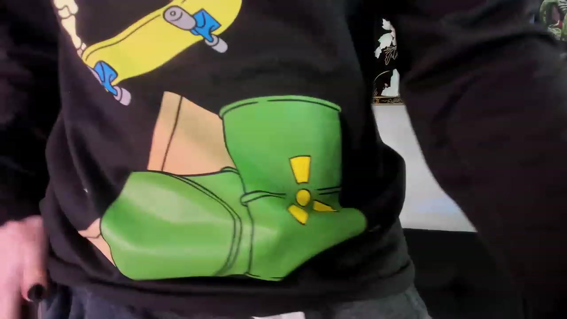Gallery image thumbnail from Isabelle_Babe's myfreecams stream on, 11/22/2022, 02:19 image 15 of 20