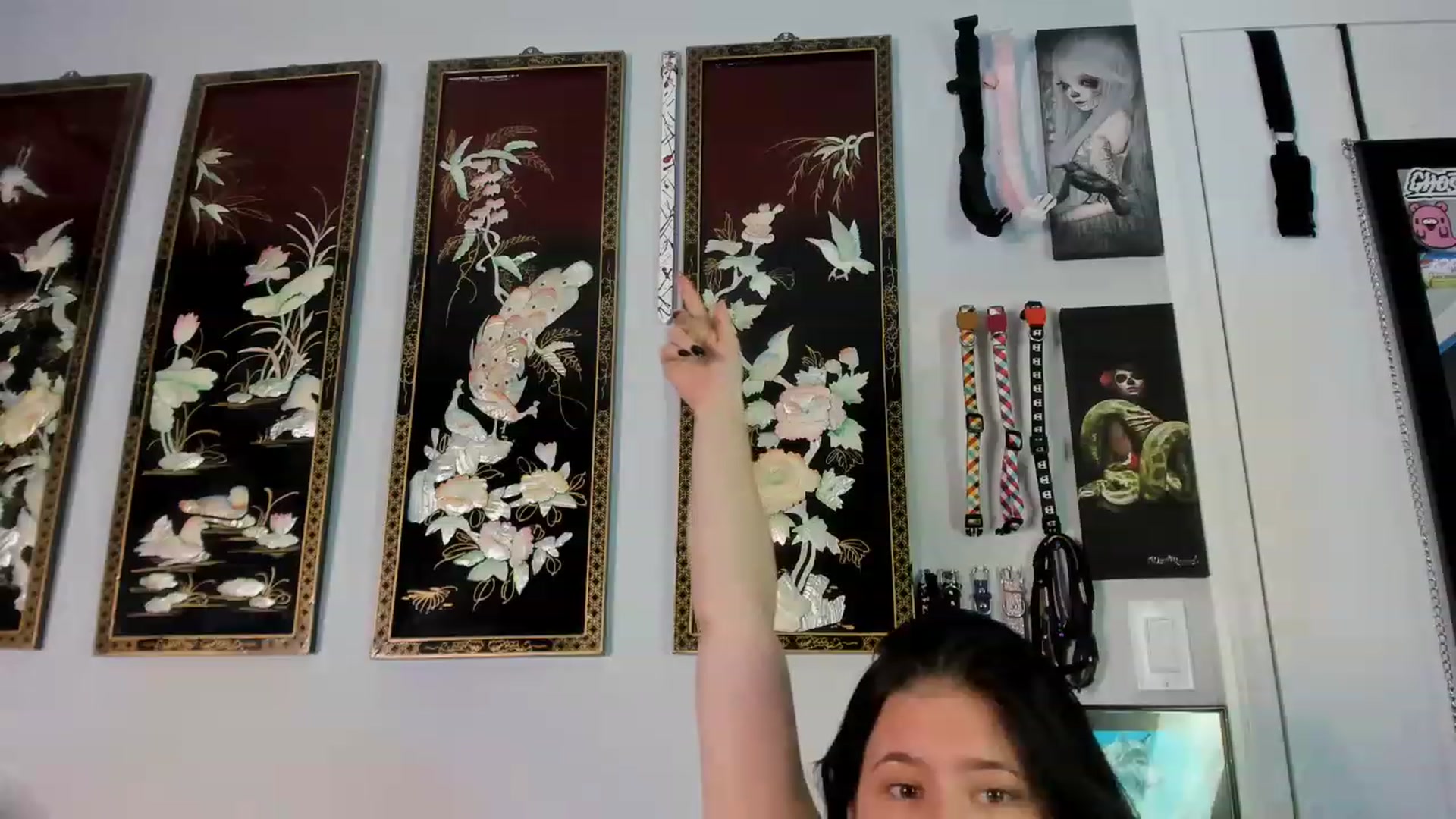 Gallery image thumbnail from Isabelle_Babe's myfreecams stream on, 11/22/2022, 07:01 image 7 of 20