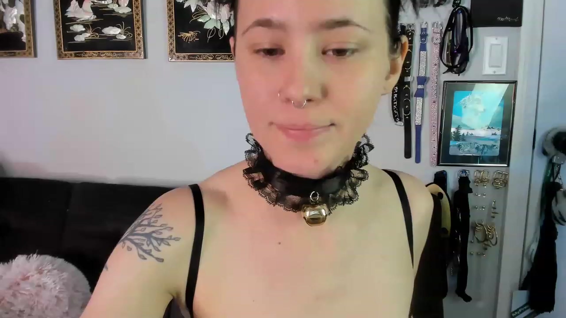 Gallery image thumbnail from Isabelle_Babe's myfreecams stream on, 11/23/2022, 06:02 image 2 of 20