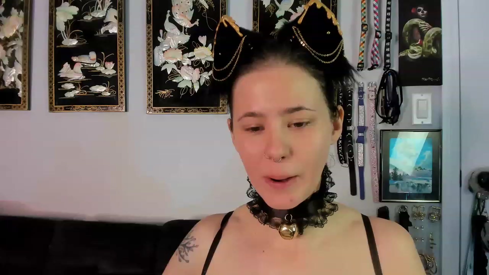 Gallery image thumbnail from Isabelle_Babe's myfreecams stream on, 11/23/2022, 06:02 image 11 of 20