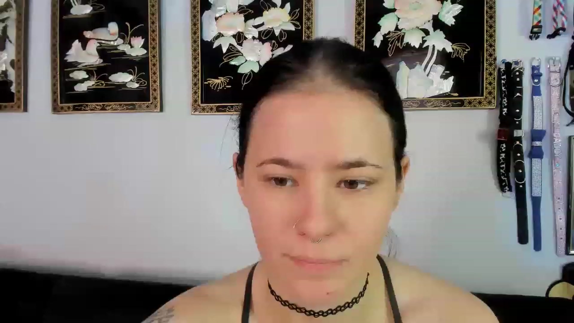 Gallery image thumbnail from Isabelle_Babe's myfreecams stream on, 11/23/2022, 20:16 image 9 of 20