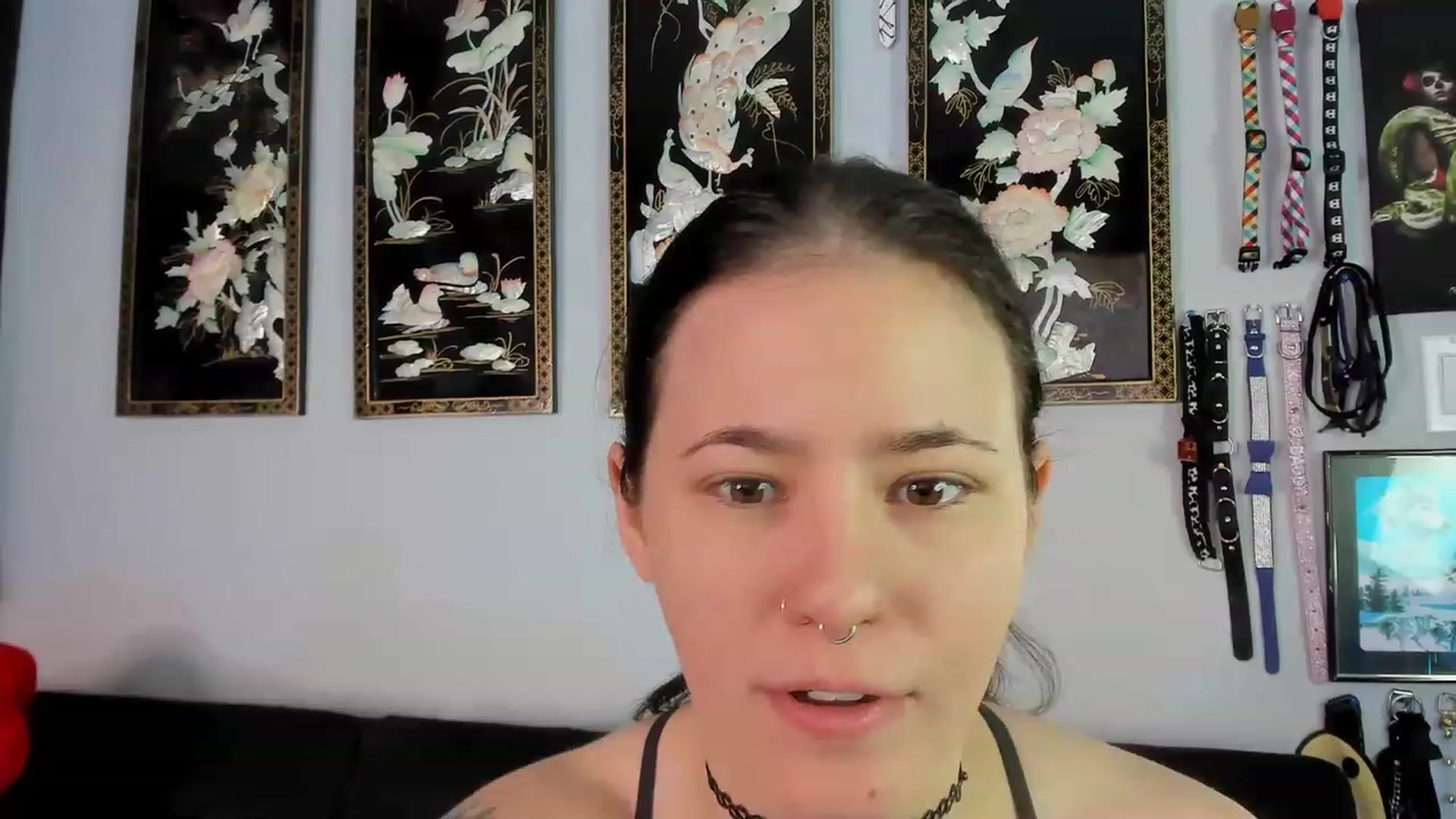 Gallery image thumbnail from Isabelle_Babe's myfreecams stream on, 11/23/2022, 20:16 image 5 of 20