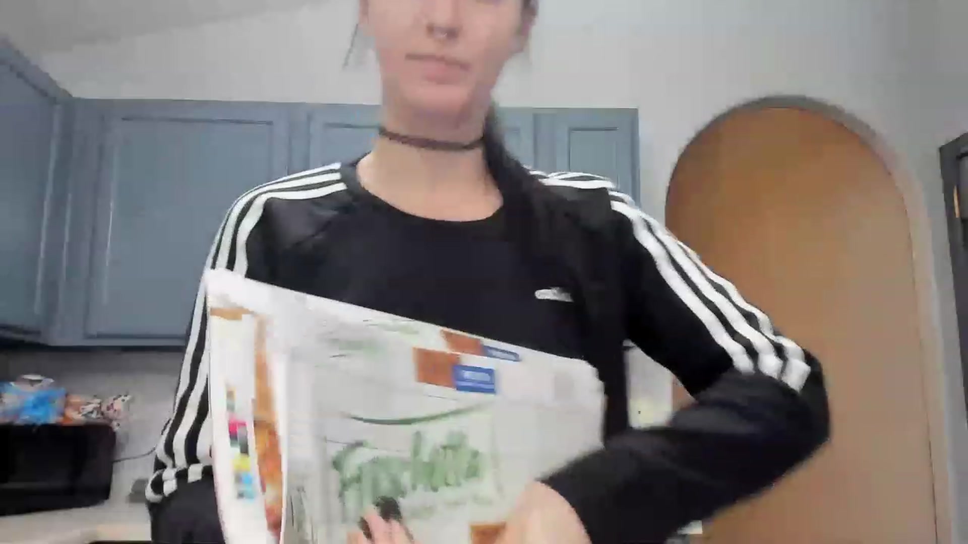 Gallery image thumbnail from Isabelle_Babe's myfreecams stream on, 11/24/2022, 01:38 image 13 of 20