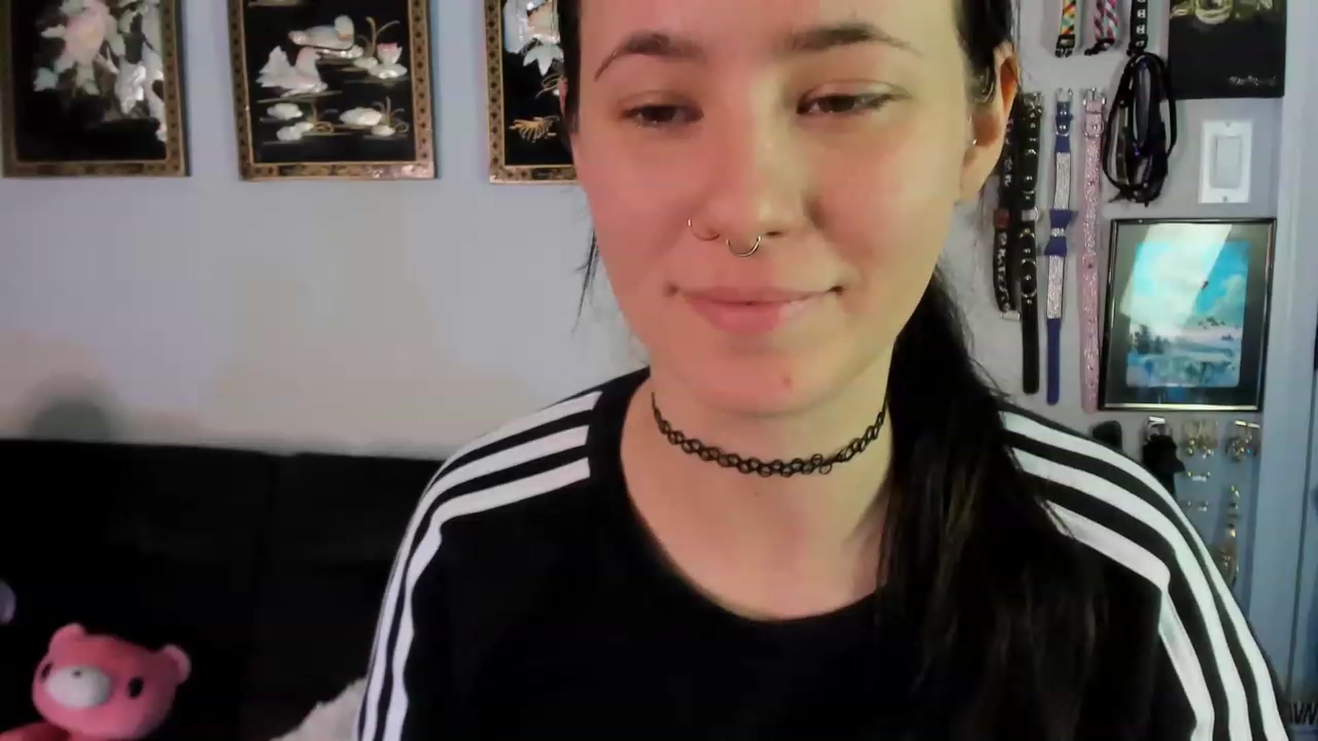 Gallery image thumbnail from Isabelle_Babe's myfreecams stream on, 11/24/2022, 01:38 image 9 of 20