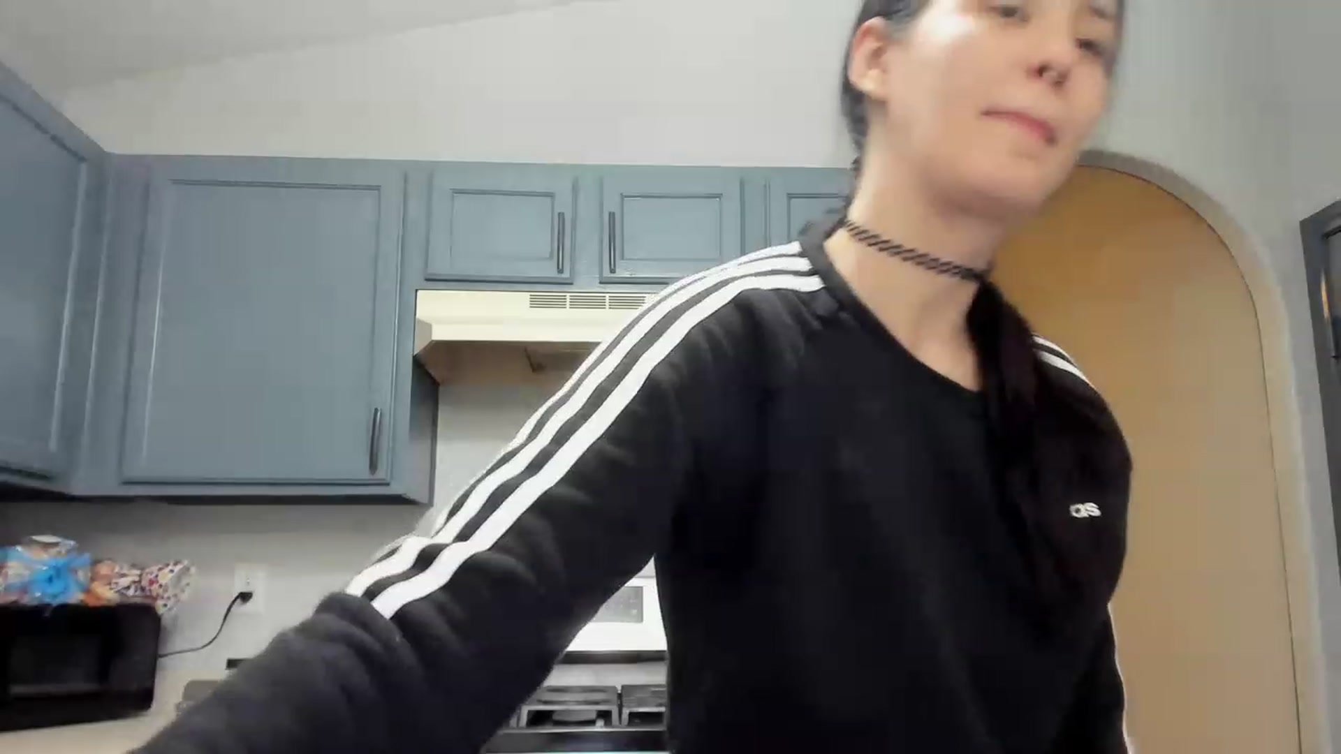 Gallery image thumbnail from Isabelle_Babe's myfreecams stream on, 11/24/2022, 01:38 image 14 of 20