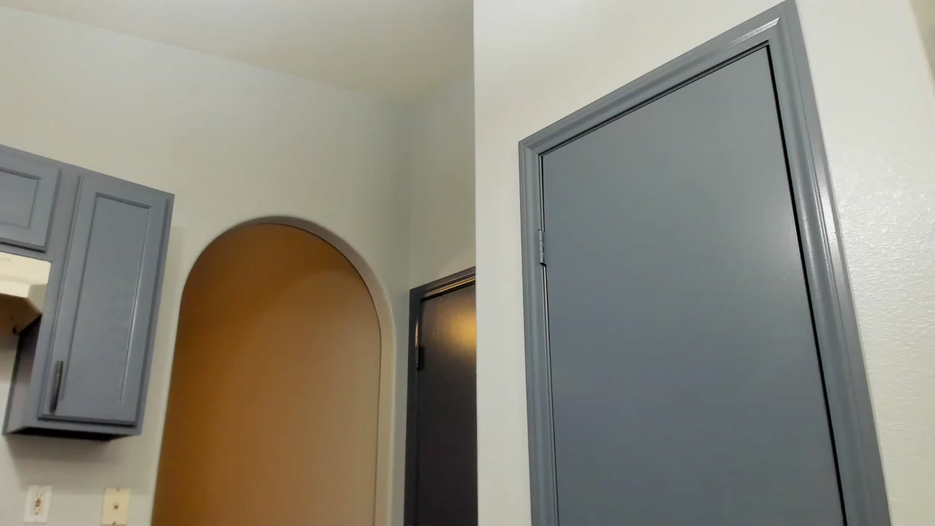 Gallery image thumbnail from Isabelle_Babe's myfreecams stream on, 11/24/2022, 03:27 image 17 of 20