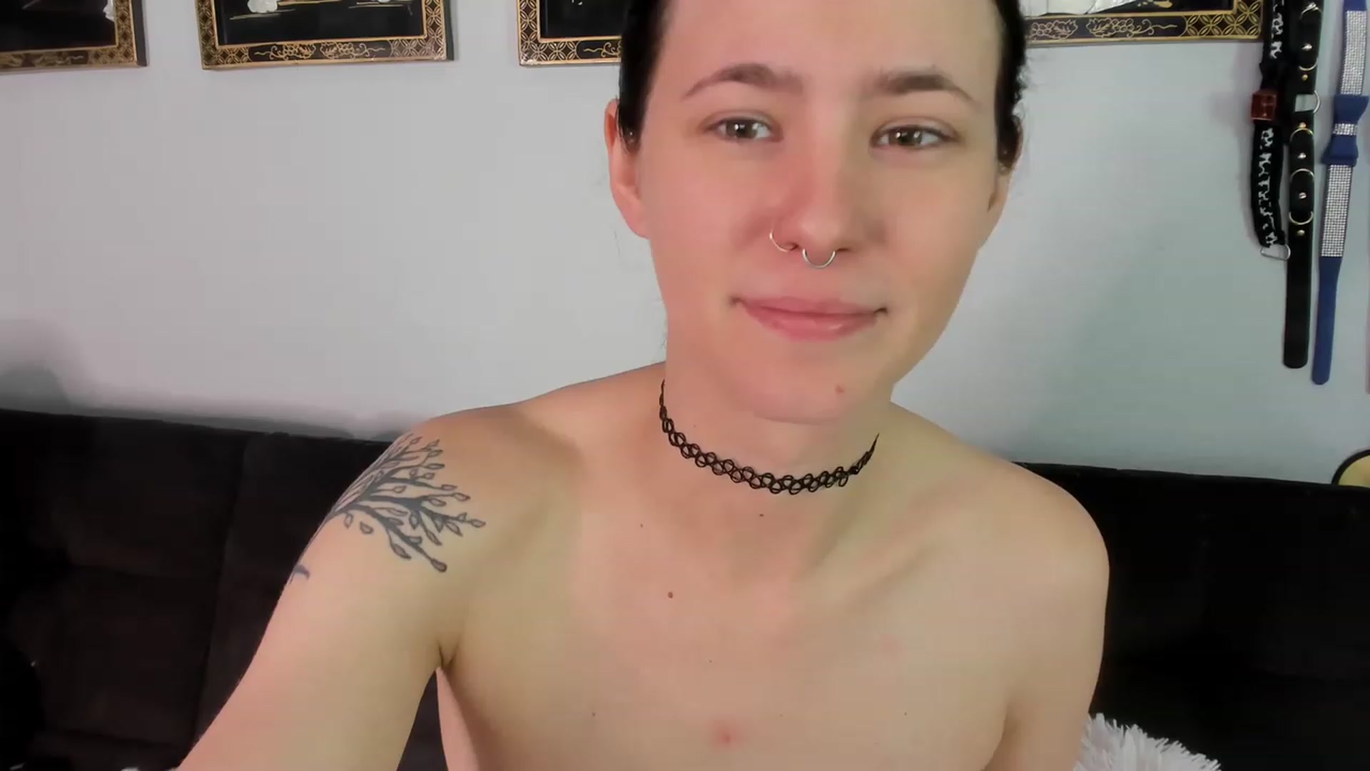 Gallery image thumbnail from Isabelle_Babe's myfreecams stream on, 11/25/2022, 20:42 image 11 of 20