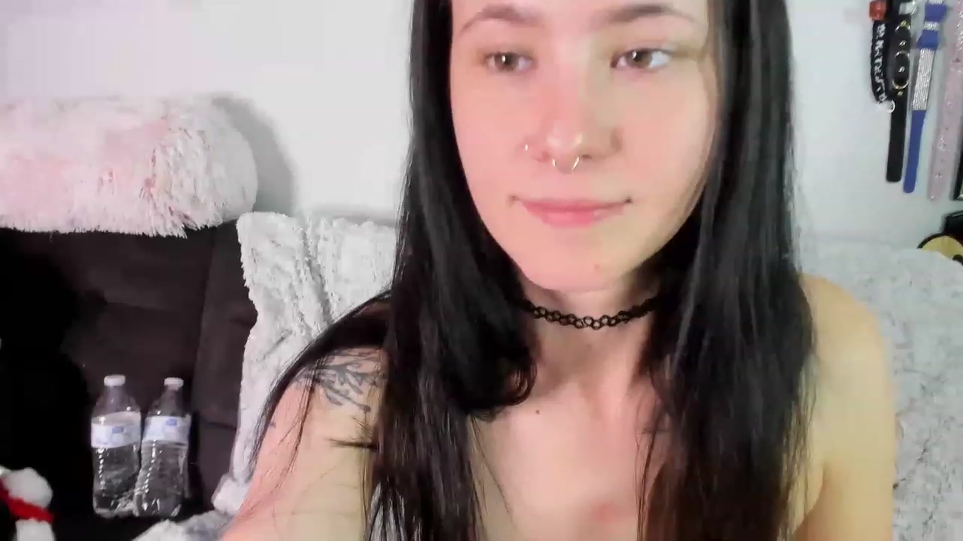 Gallery image thumbnail from Isabelle_Babe's myfreecams stream on, 11/27/2022, 04:26 image 14 of 20