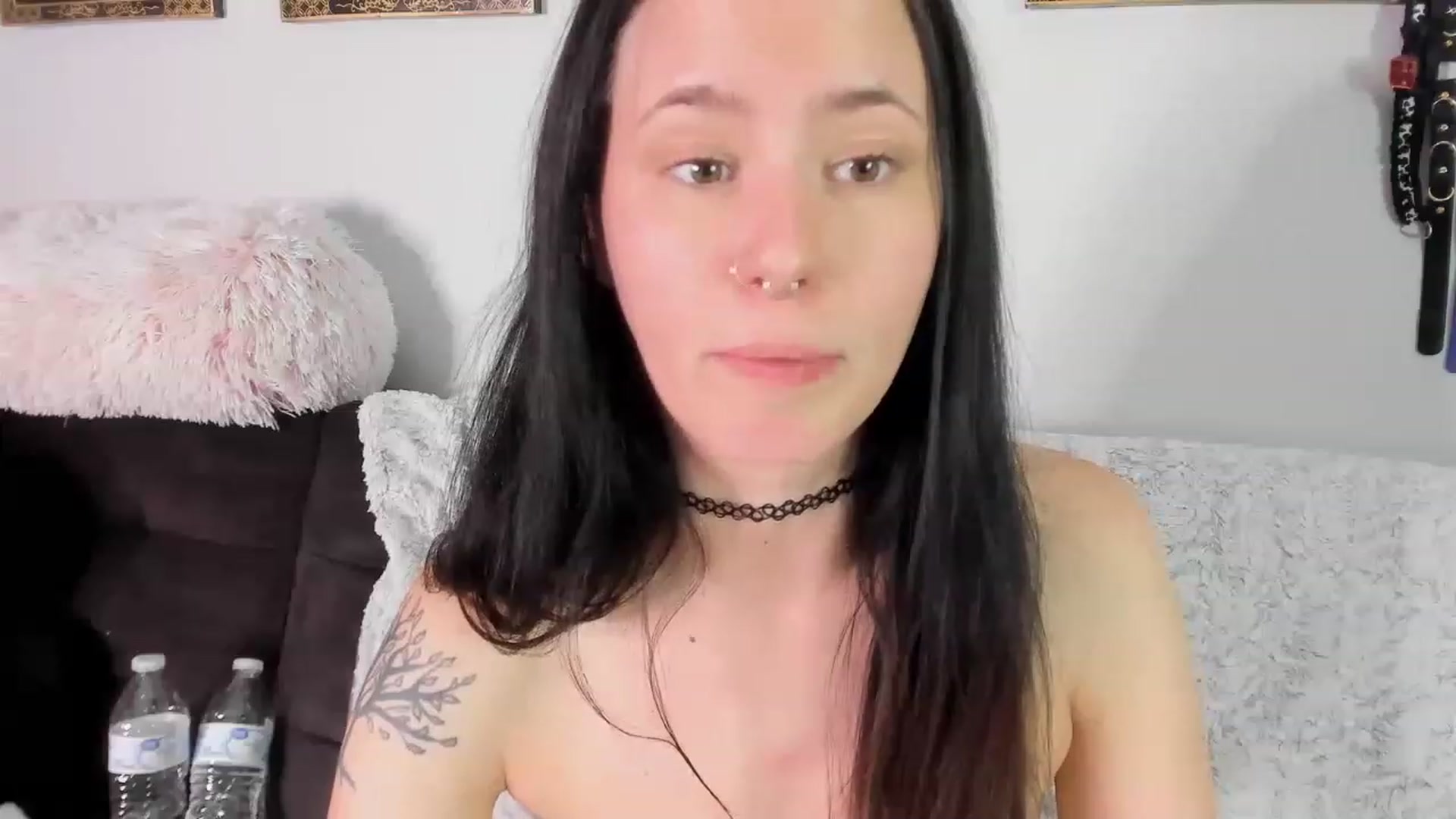 Gallery image thumbnail from Isabelle_Babe's myfreecams stream on, 11/27/2022, 04:26 image 10 of 20