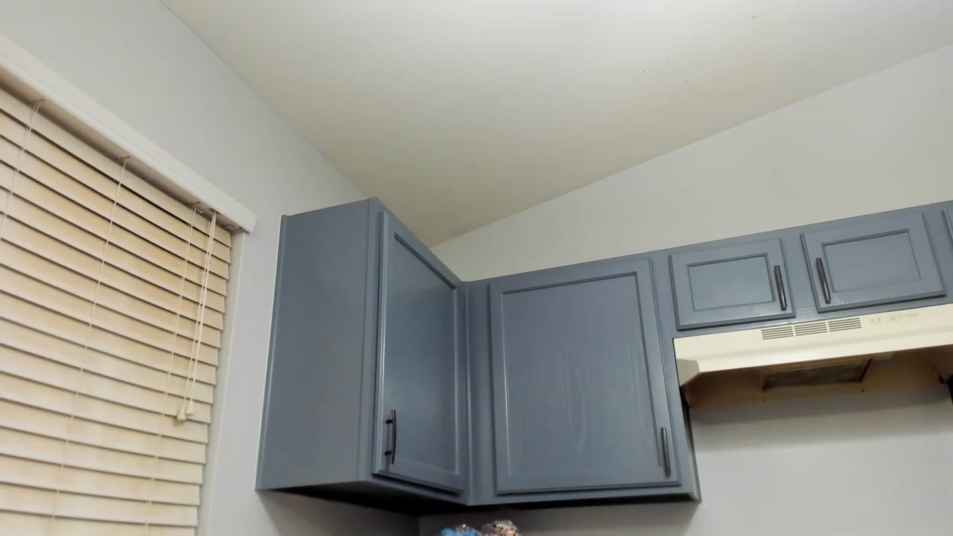Gallery image thumbnail from Isabelle_Babe's myfreecams stream on, 11/29/2022, 08:10 image 11 of 20