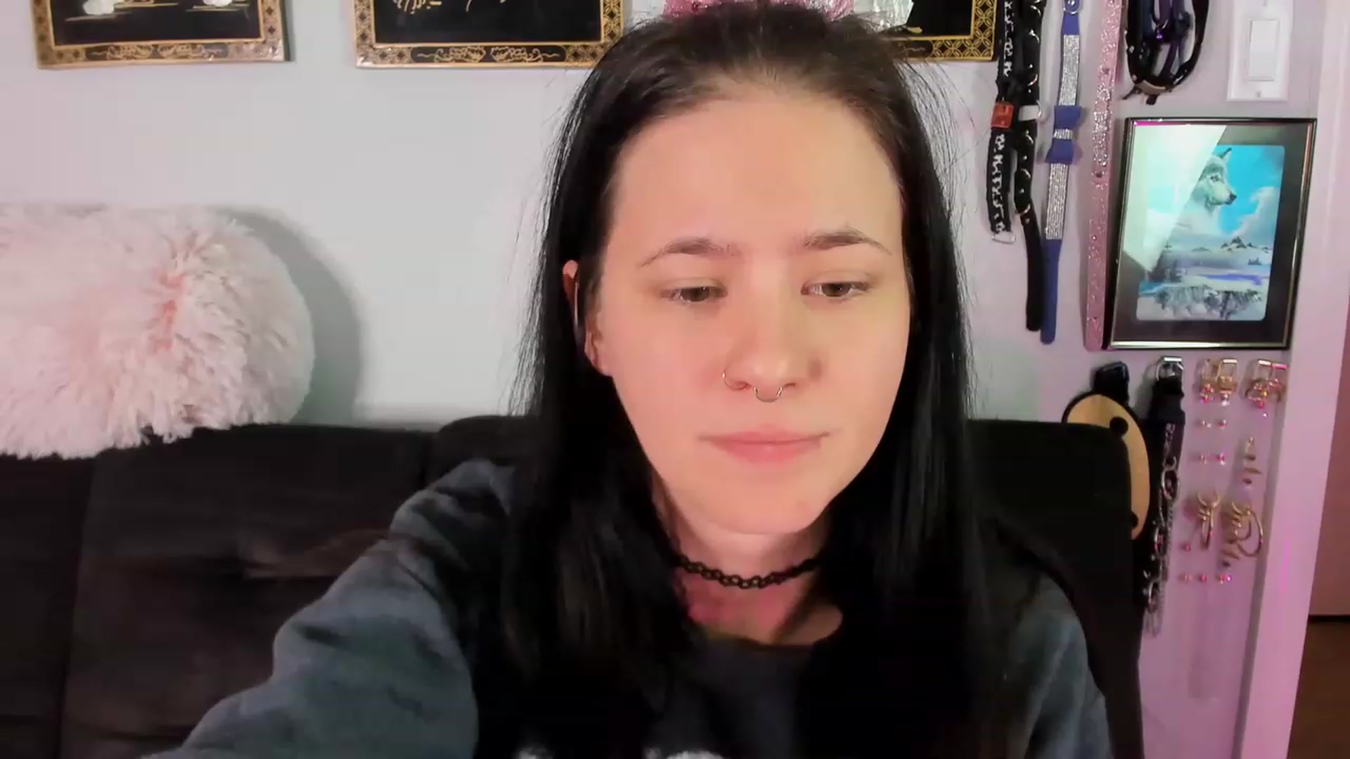 Gallery image thumbnail from Isabelle_Babe's myfreecams stream on, 11/29/2022, 08:10 image 3 of 20