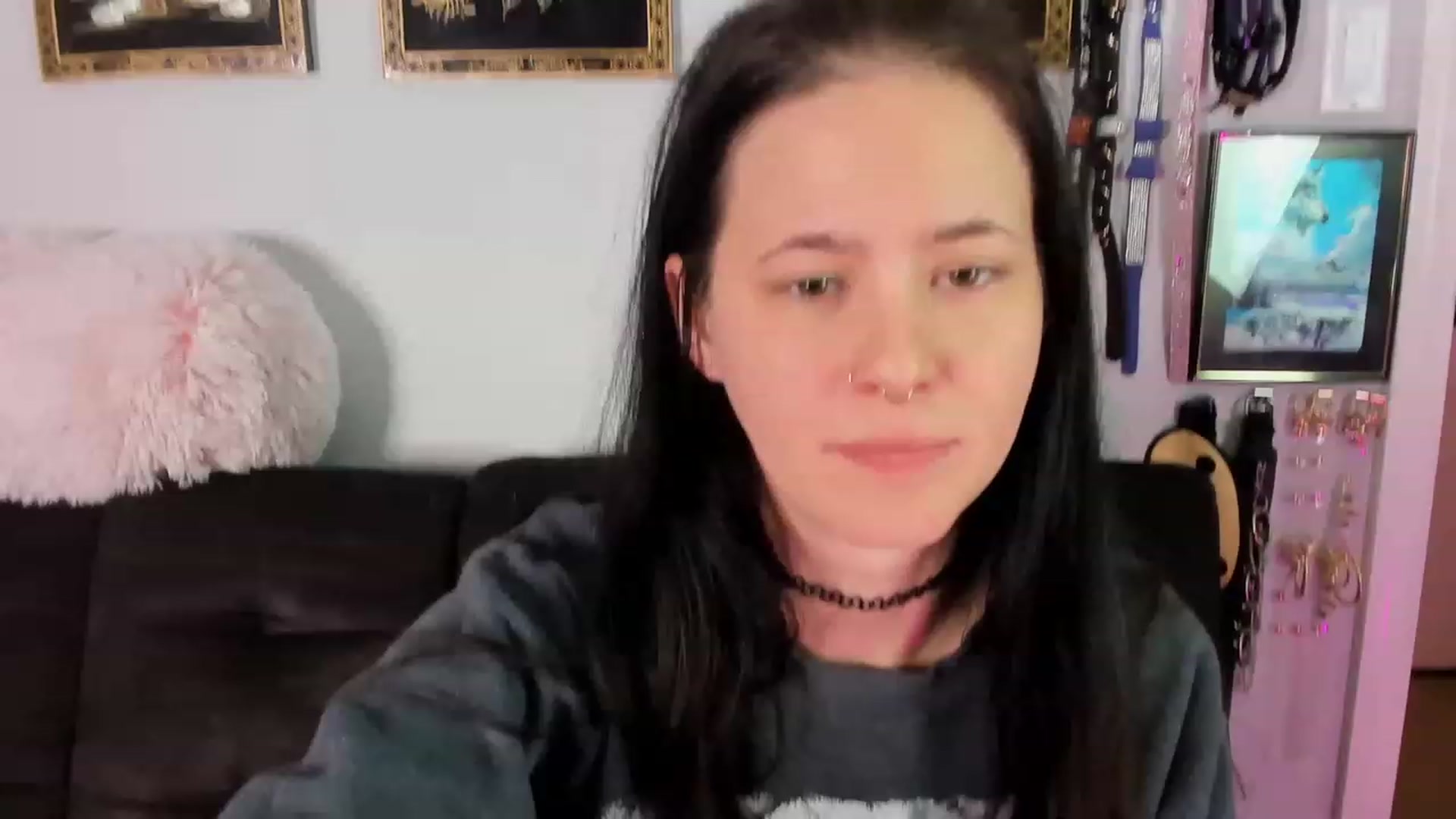 Gallery image thumbnail from Isabelle_Babe's myfreecams stream on, 11/29/2022, 08:10 image 5 of 20