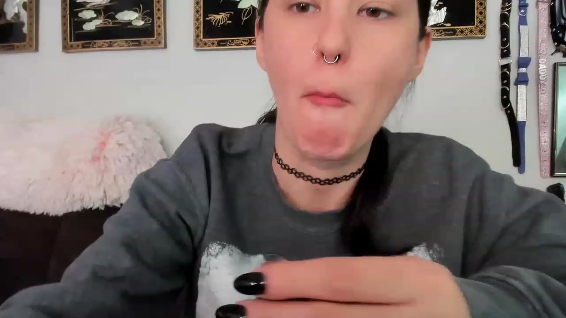 Gallery image thumbnail from Isabelle_Babe's myfreecams stream on, 11/30/2022, 23:03 image 2 of 20