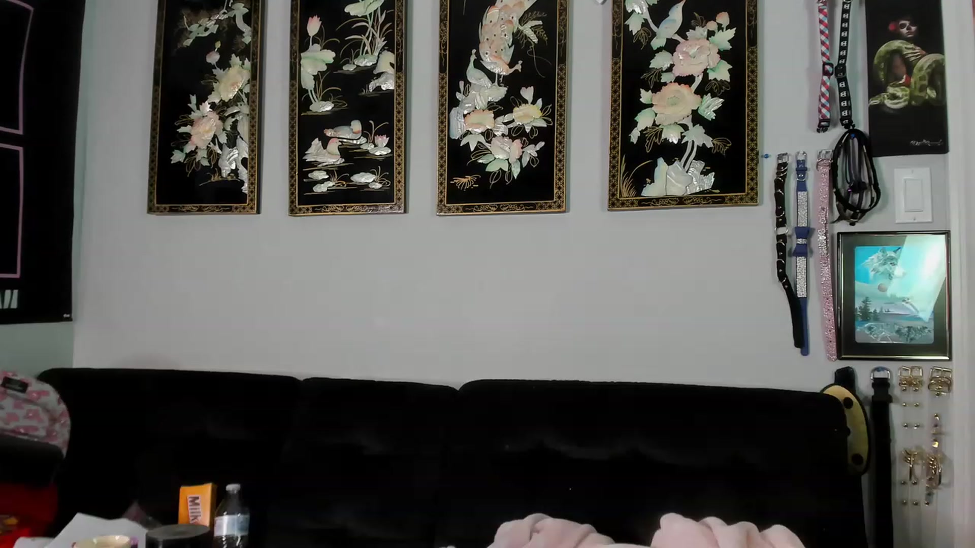 Gallery image thumbnail from Isabelle_Babe's myfreecams stream on, 12/01/2022, 01:32 image 16 of 20
