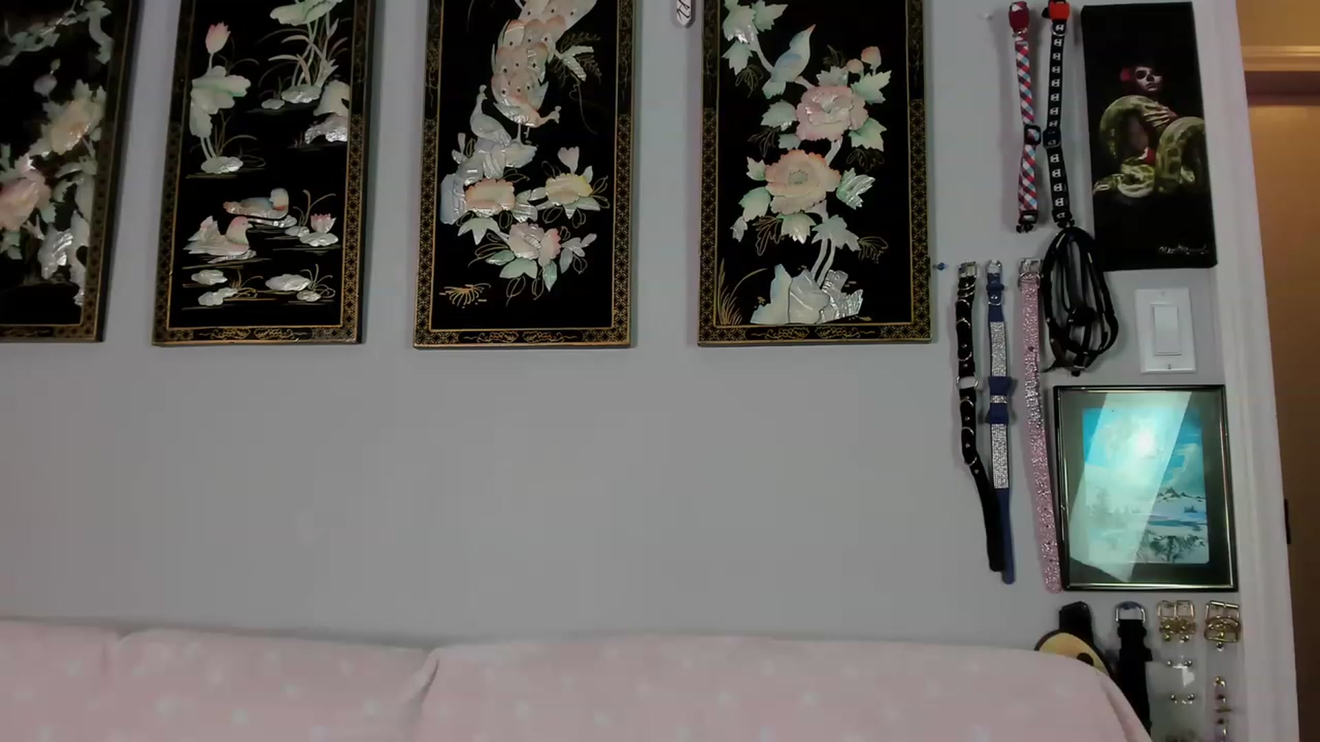 Gallery image thumbnail from Isabelle_Babe's myfreecams stream on, 12/01/2022, 03:21 image 7 of 20