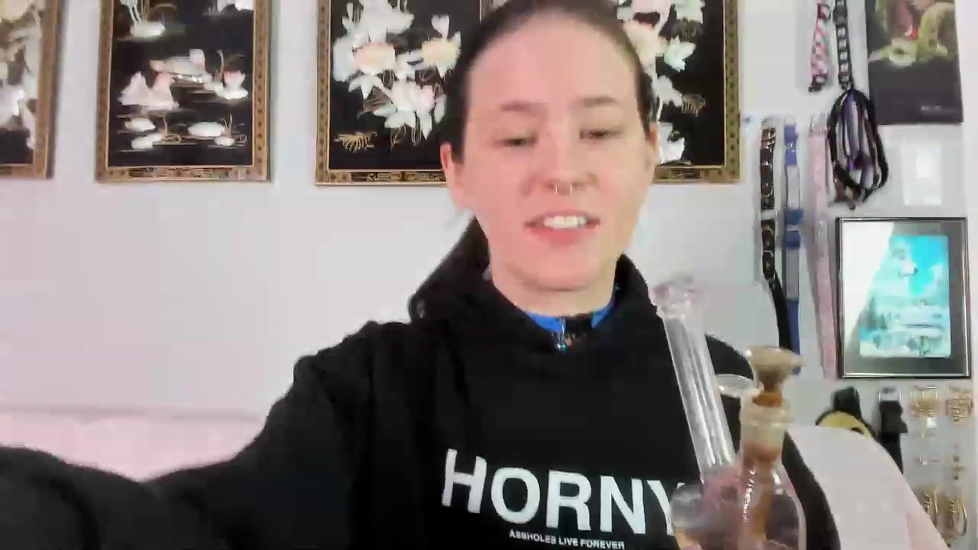 Gallery image thumbnail from Isabelle_Babe's myfreecams stream on, 12/01/2022, 03:21 image 10 of 20