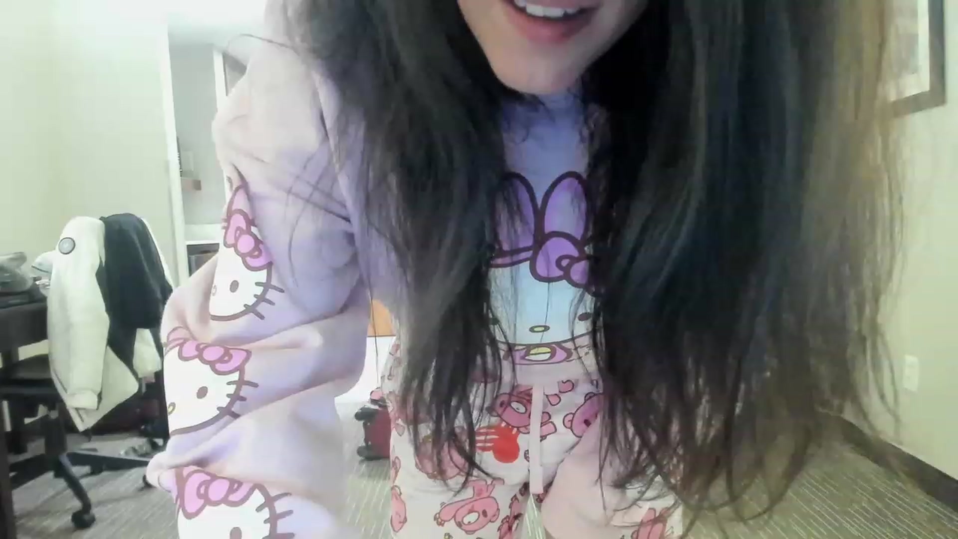 Gallery image thumbnail from Isabelle_Babe's myfreecams stream on, 12/02/2022, 07:34 image 10 of 20