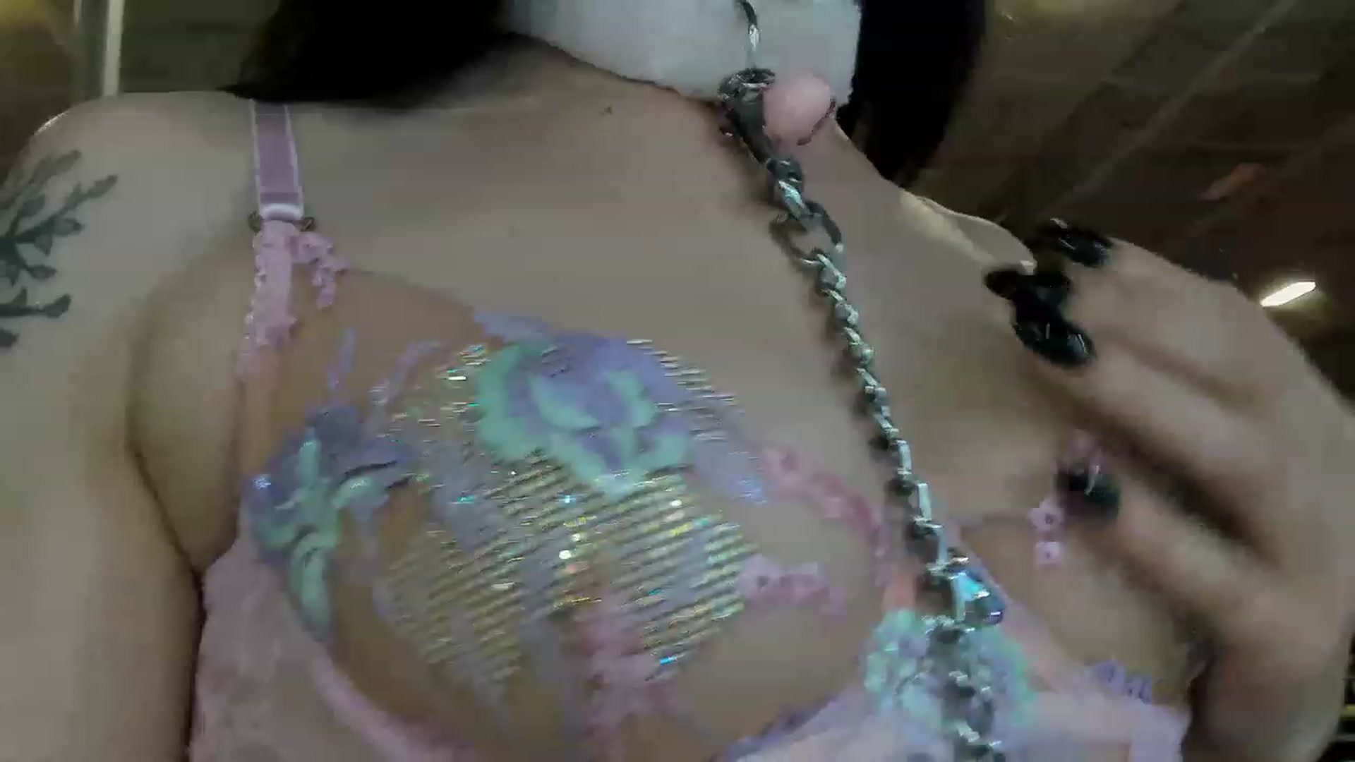 Gallery image thumbnail from Isabelle_Babe's myfreecams stream on, 12/03/2022, 03:32 image 17 of 20