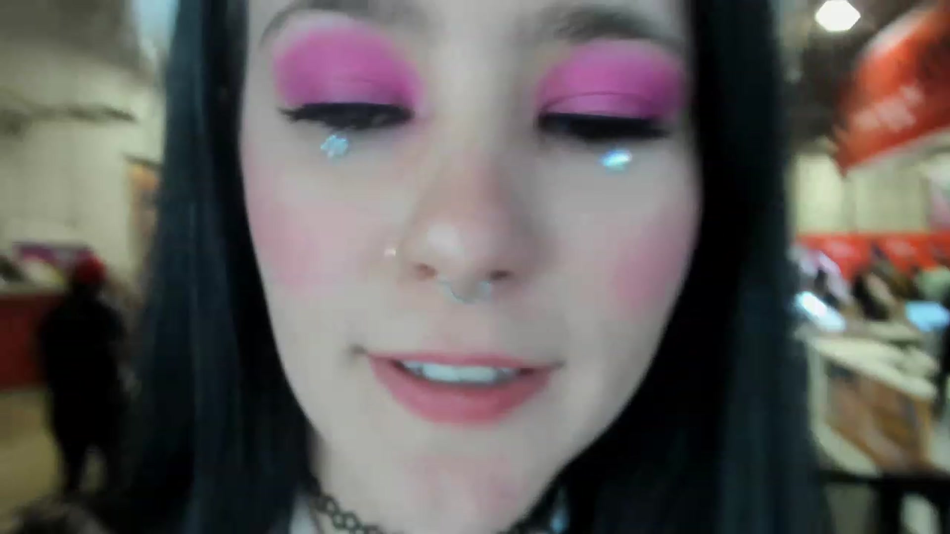 Gallery image thumbnail from Isabelle_Babe's myfreecams stream on, 12/03/2022, 03:32 image 8 of 20