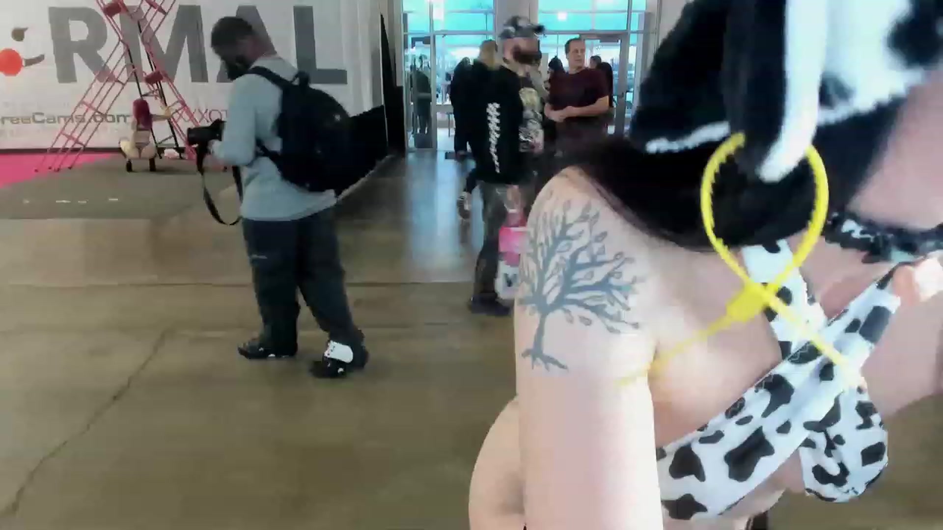 Gallery image thumbnail from Isabelle_Babe's myfreecams stream on, 12/03/2022, 21:44 image 20 of 20